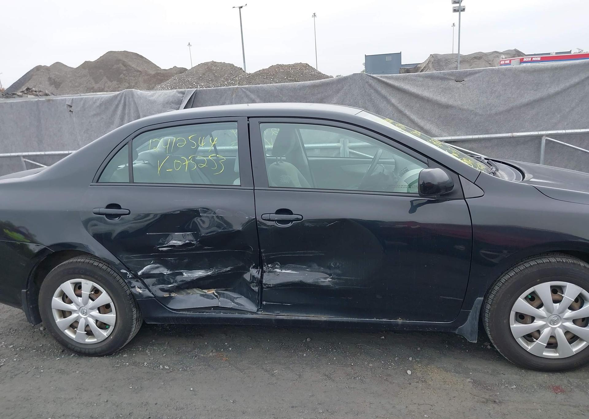 2009 TOYOTA COROLLA S