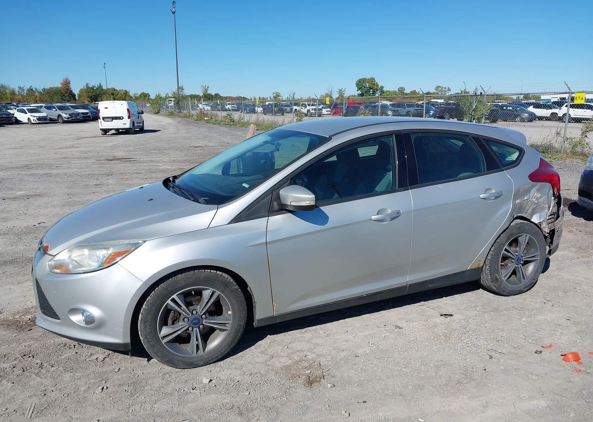 2014 FORD FOCUS SE