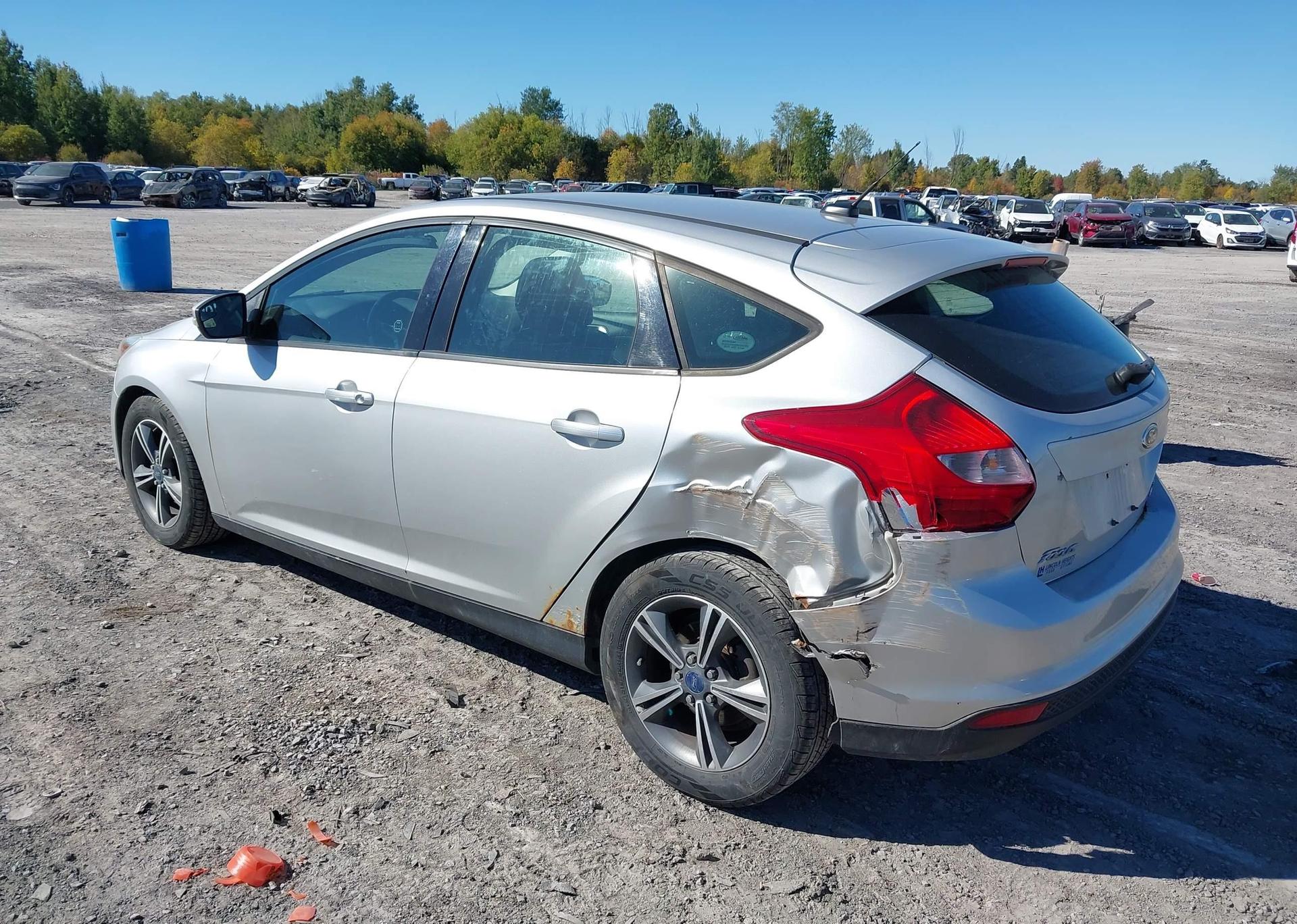 2014 FORD FOCUS SE
