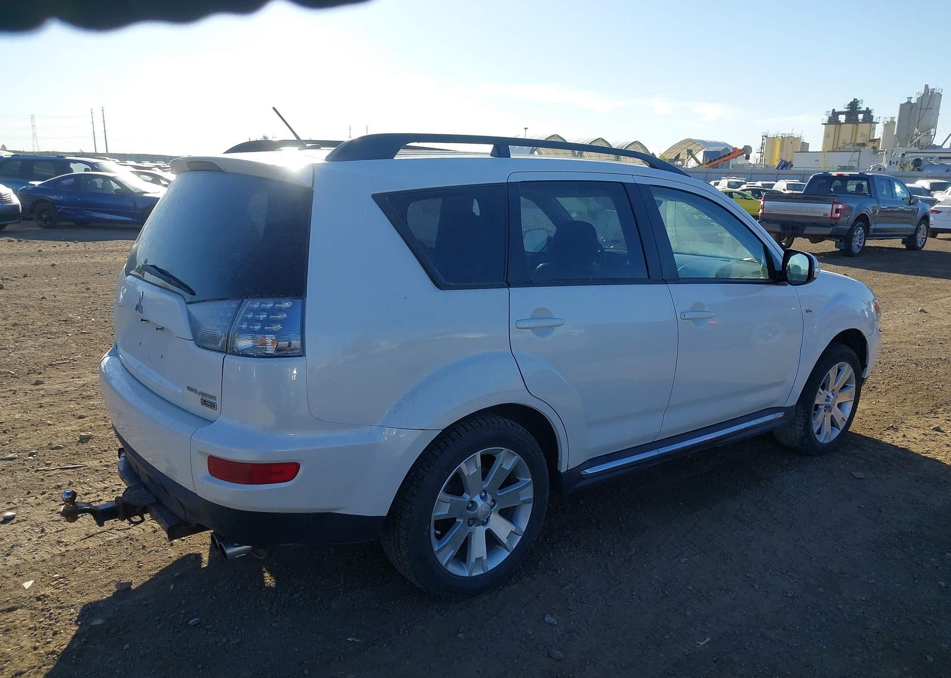 2011 MITSUBISHI OUTLANDER GT