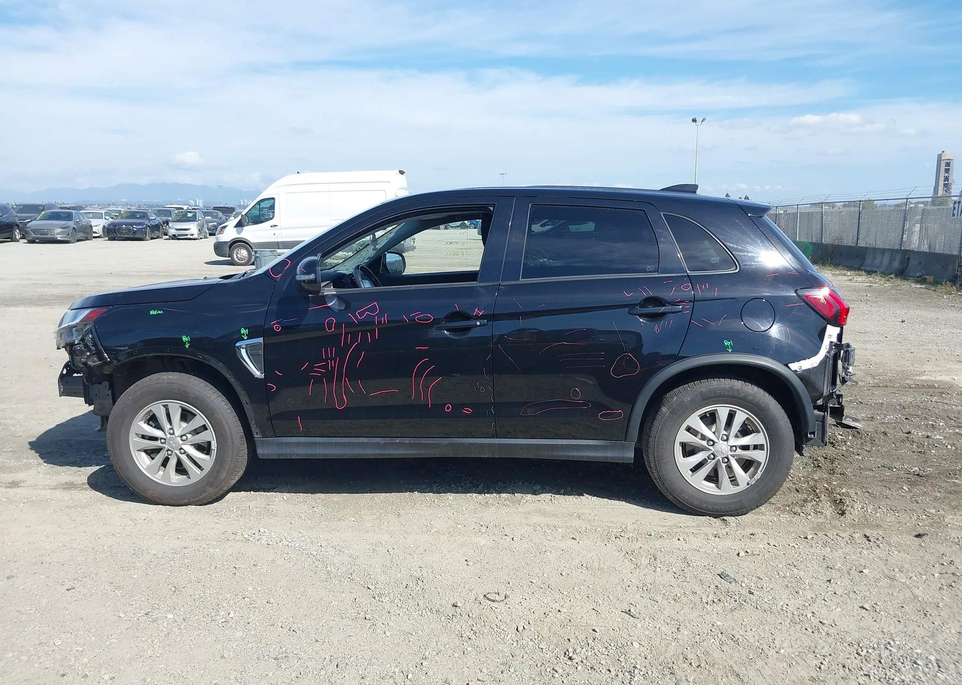 2021 MITSUBISHI RVR SE