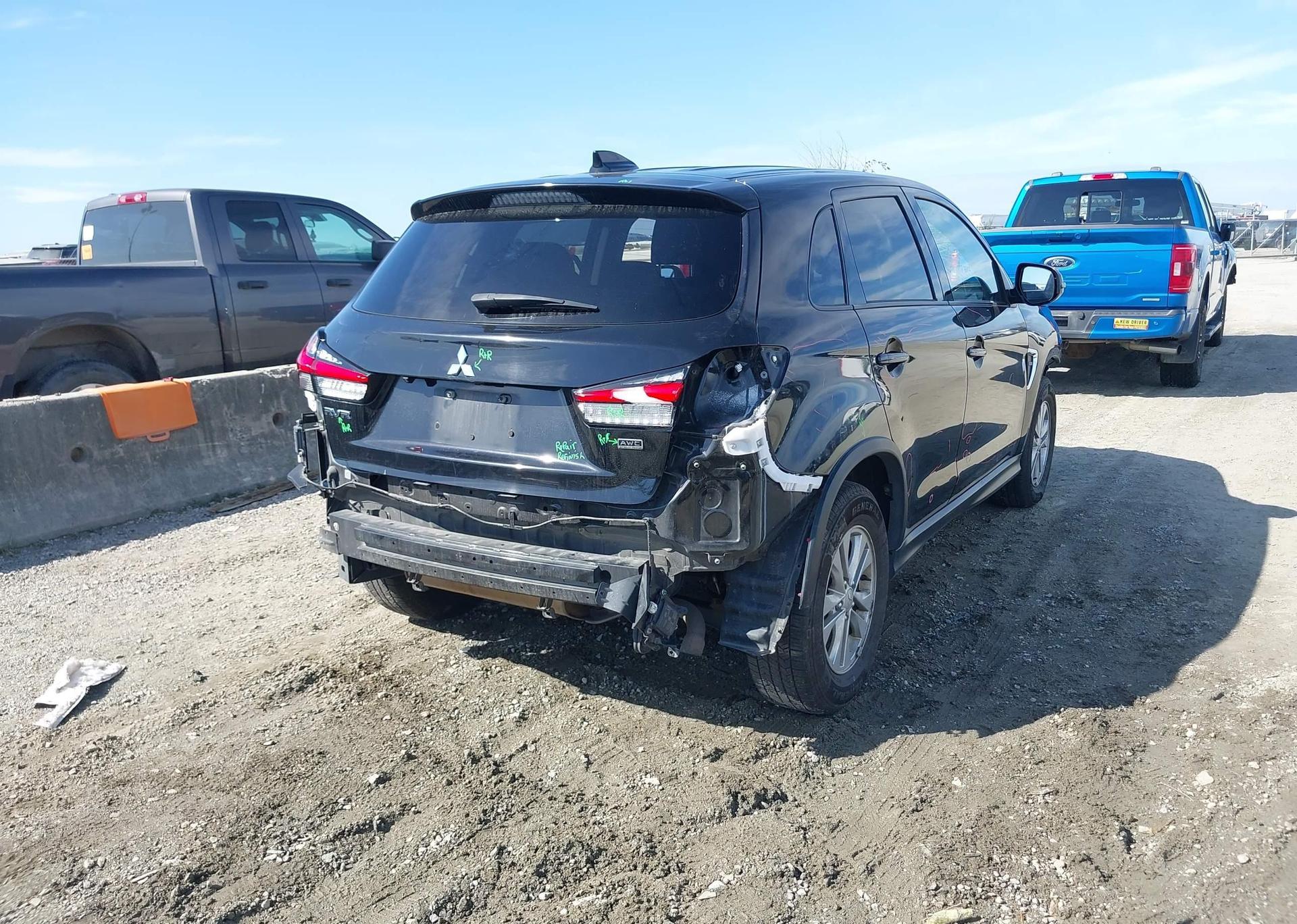 2021 MITSUBISHI RVR SE