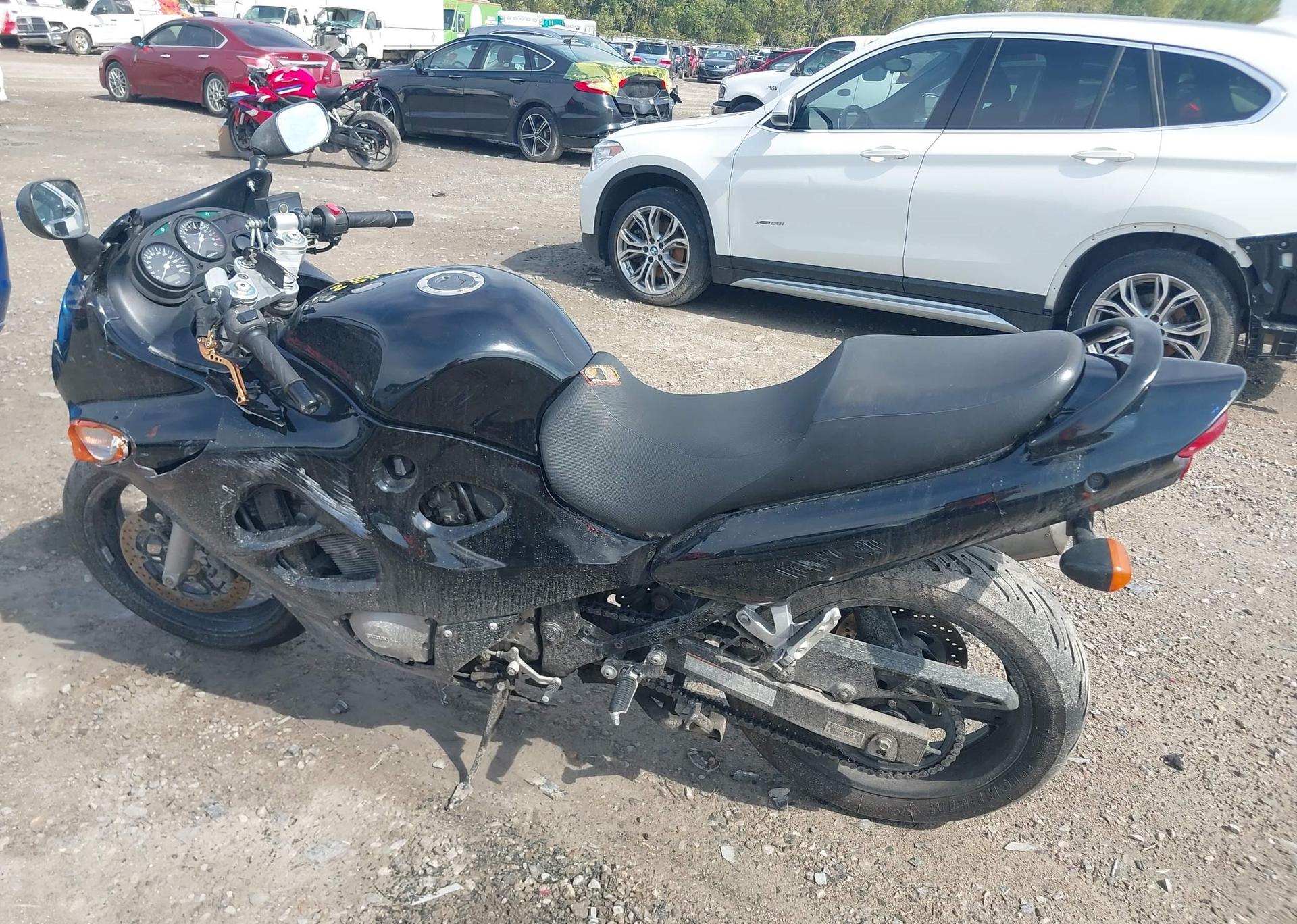 2003 SUZUKI GSX600 F