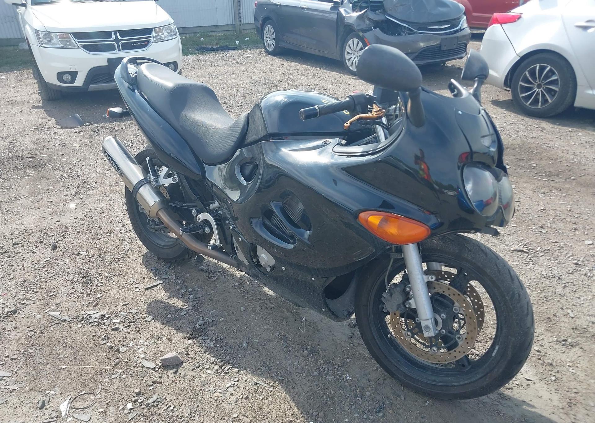 2003 SUZUKI GSX600 F