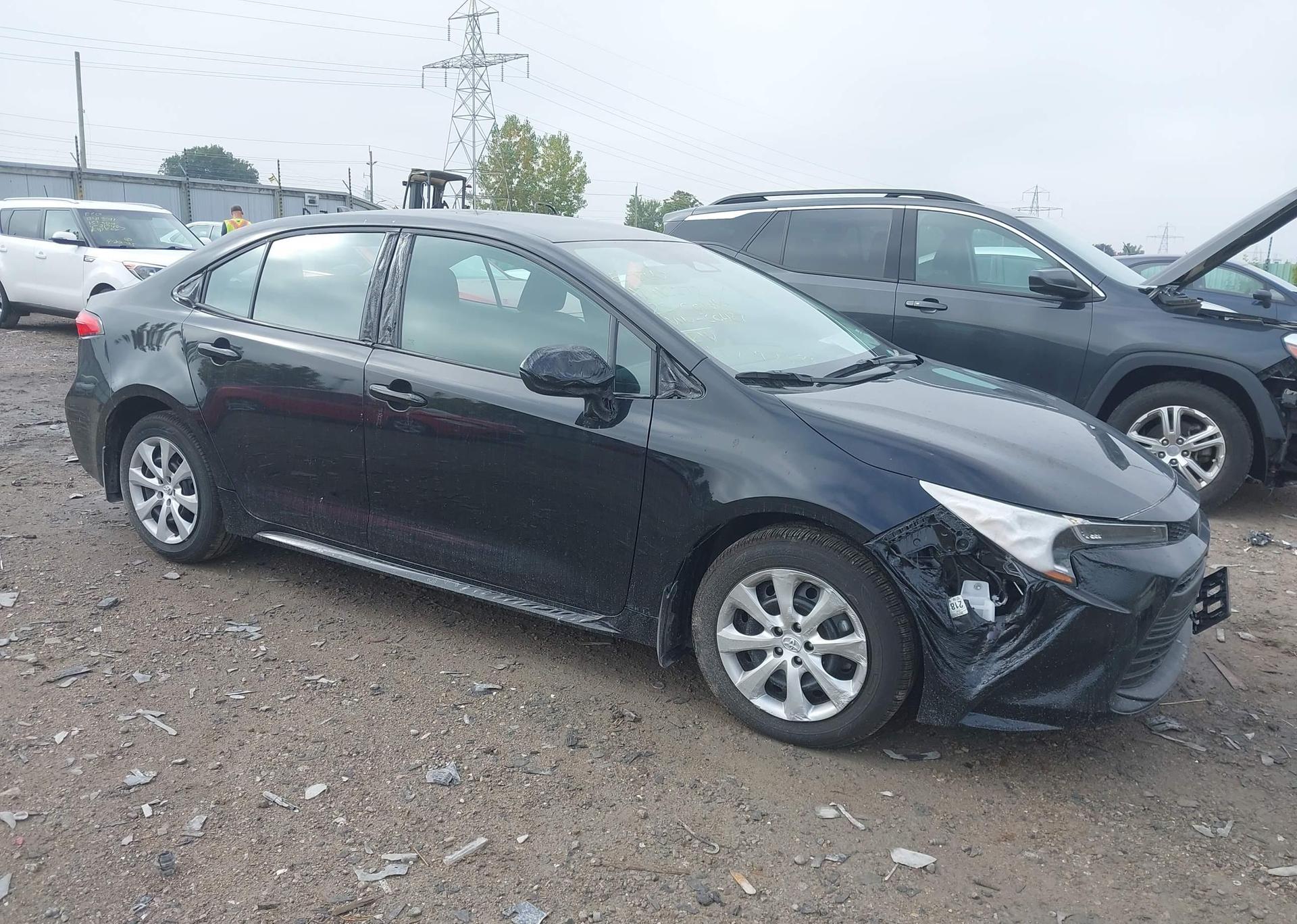 2025 TOYOTA COROLLA LE