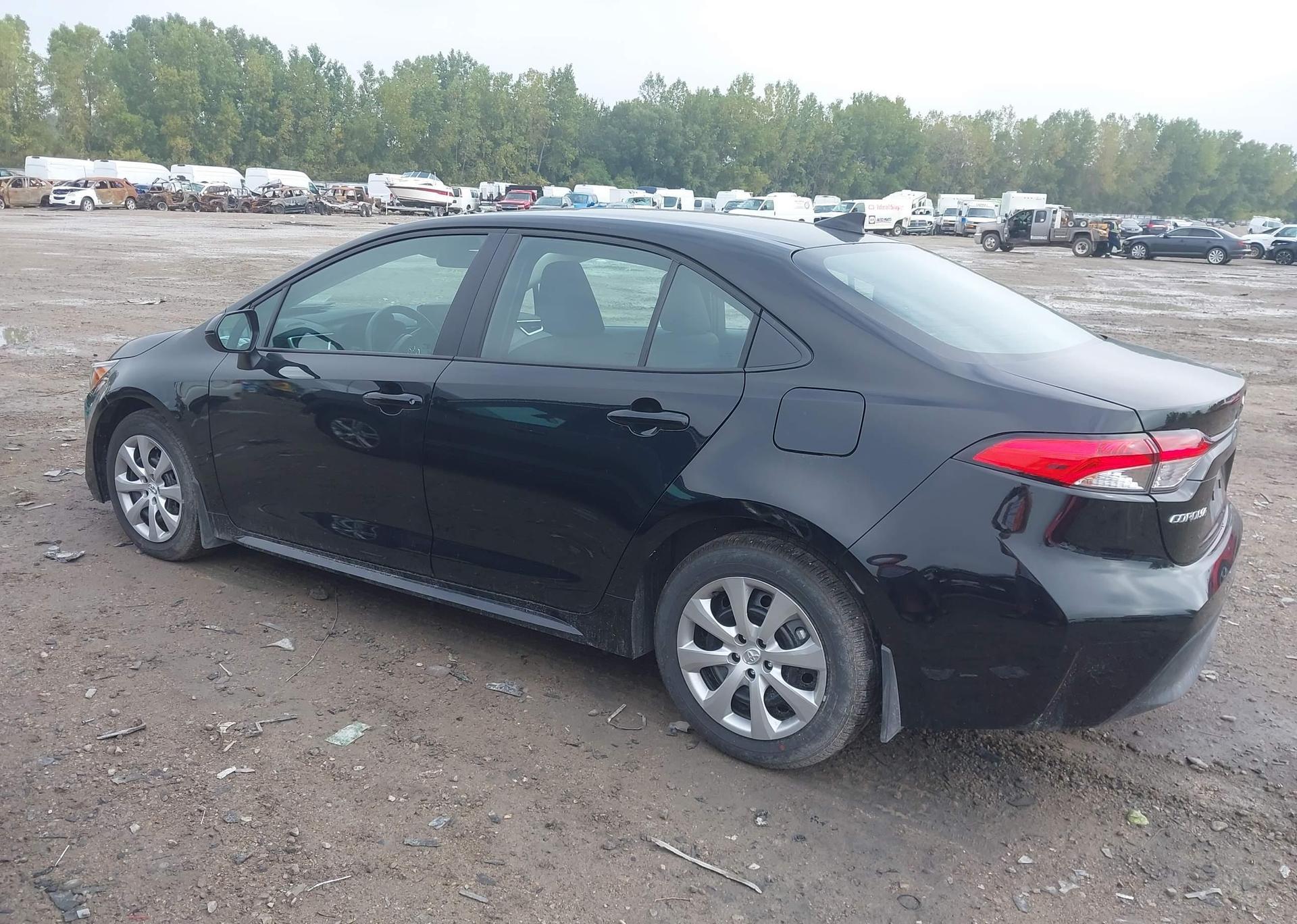 2025 TOYOTA COROLLA LE