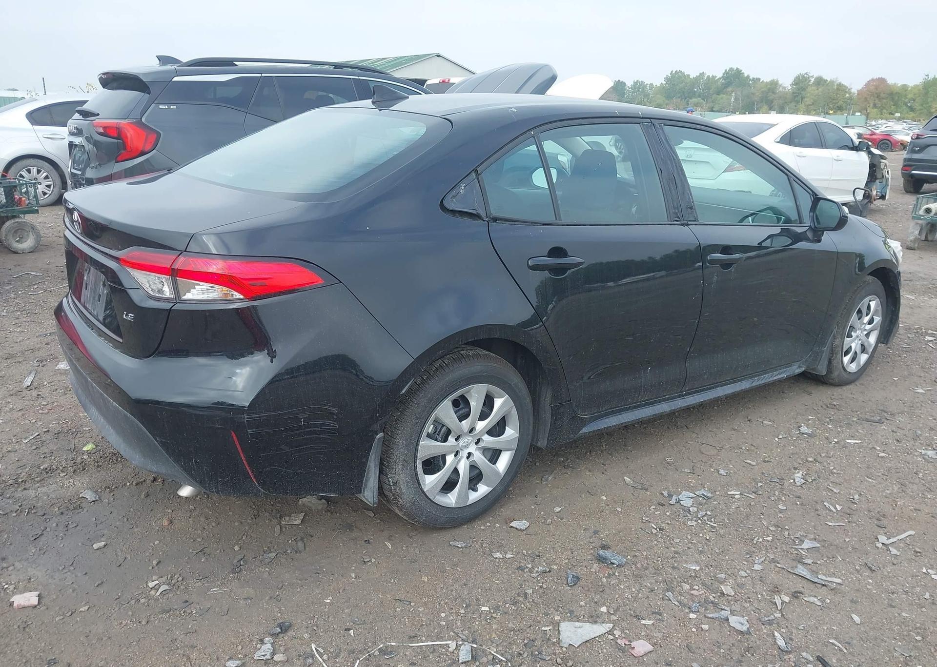 2025 TOYOTA COROLLA LE