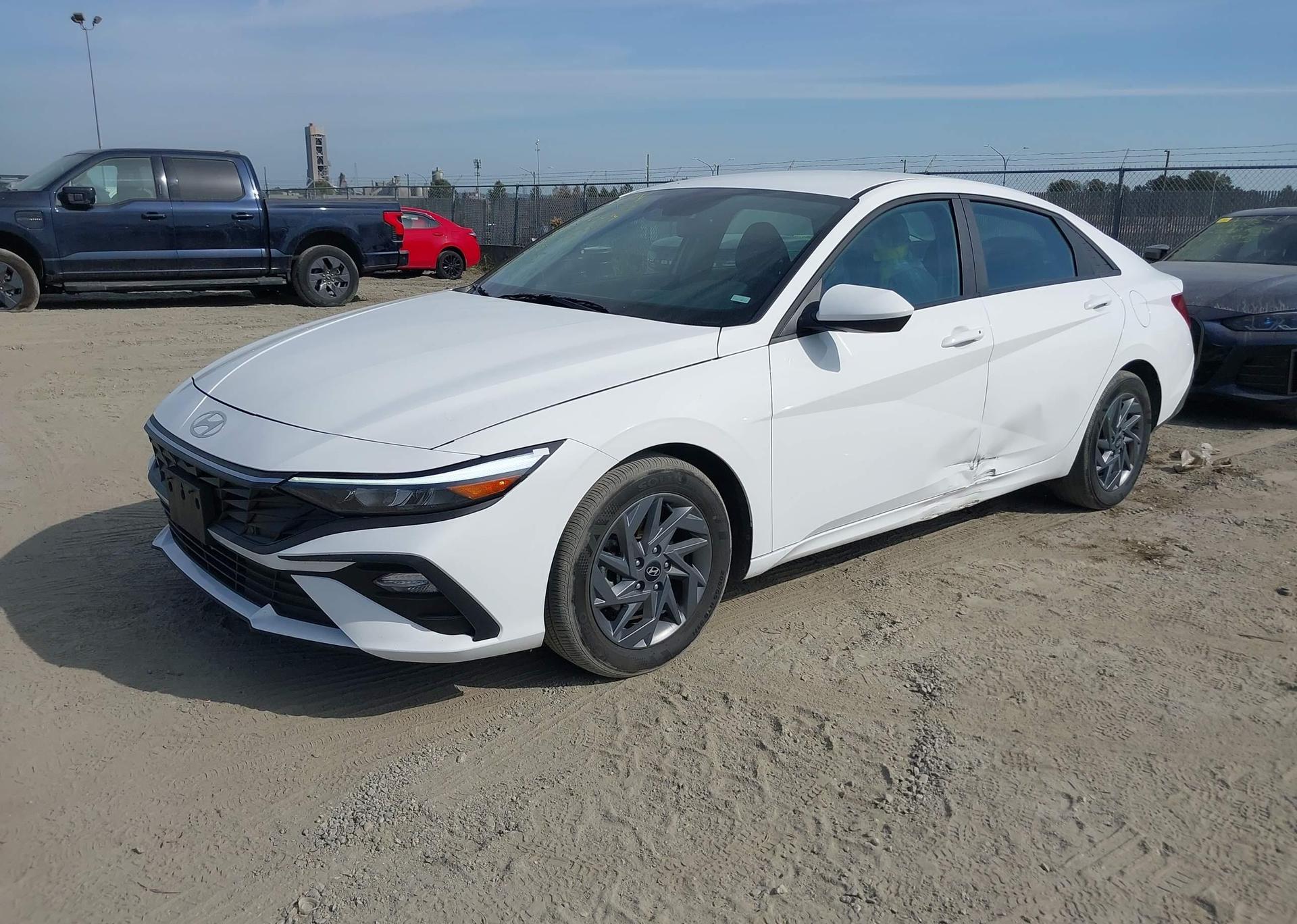 2024 HYUNDAI ELANTRA PREFERRED