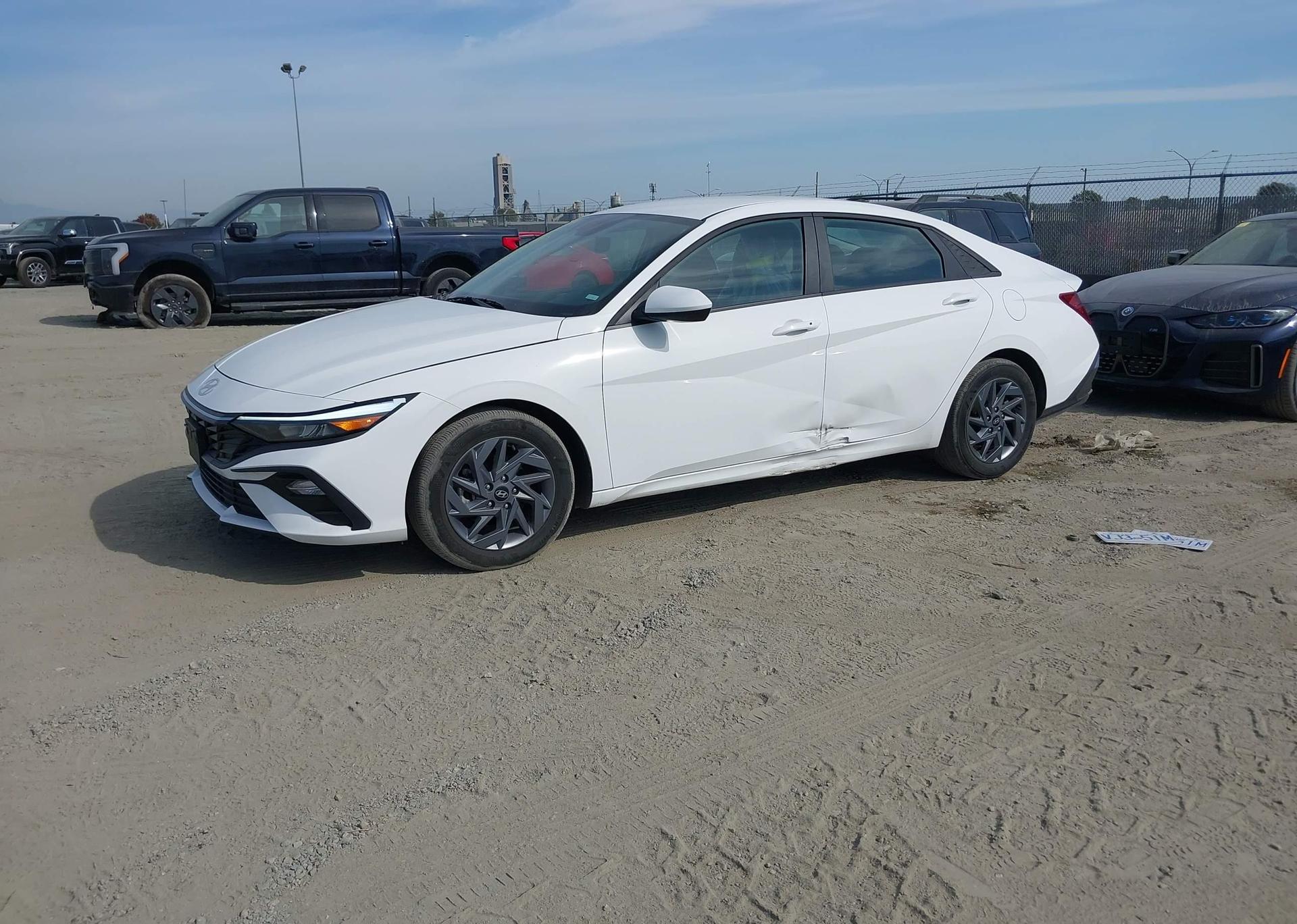 2024 HYUNDAI ELANTRA PREFERRED