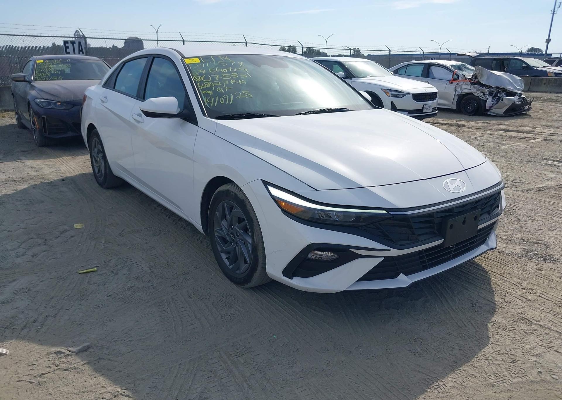 2024 HYUNDAI ELANTRA PREFERRED