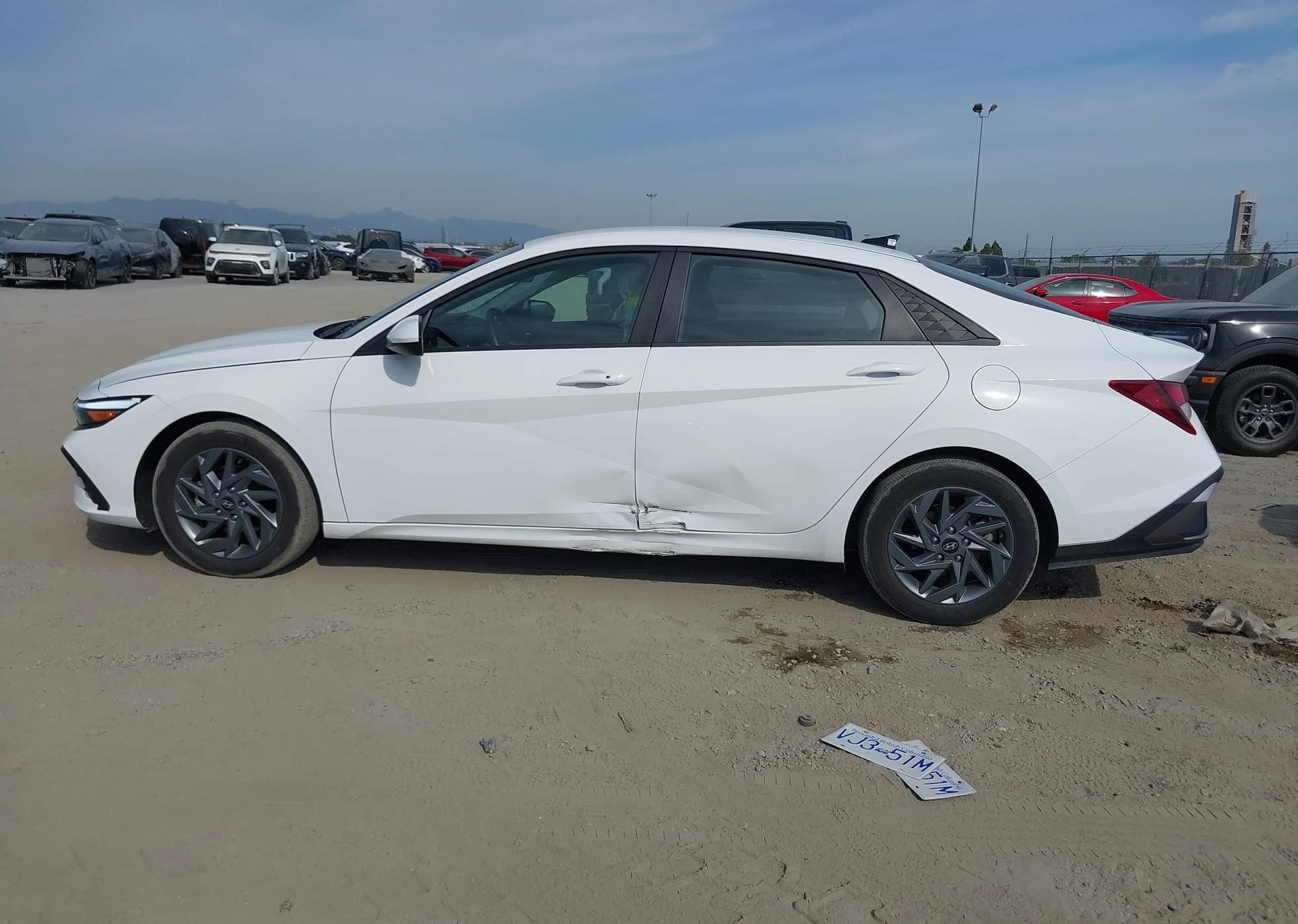 2024 HYUNDAI ELANTRA PREFERRED