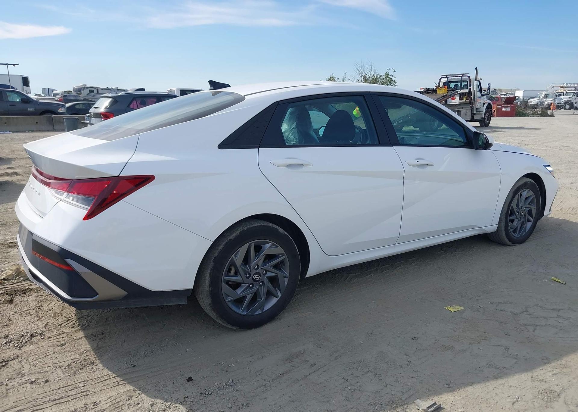 2024 HYUNDAI ELANTRA PREFERRED