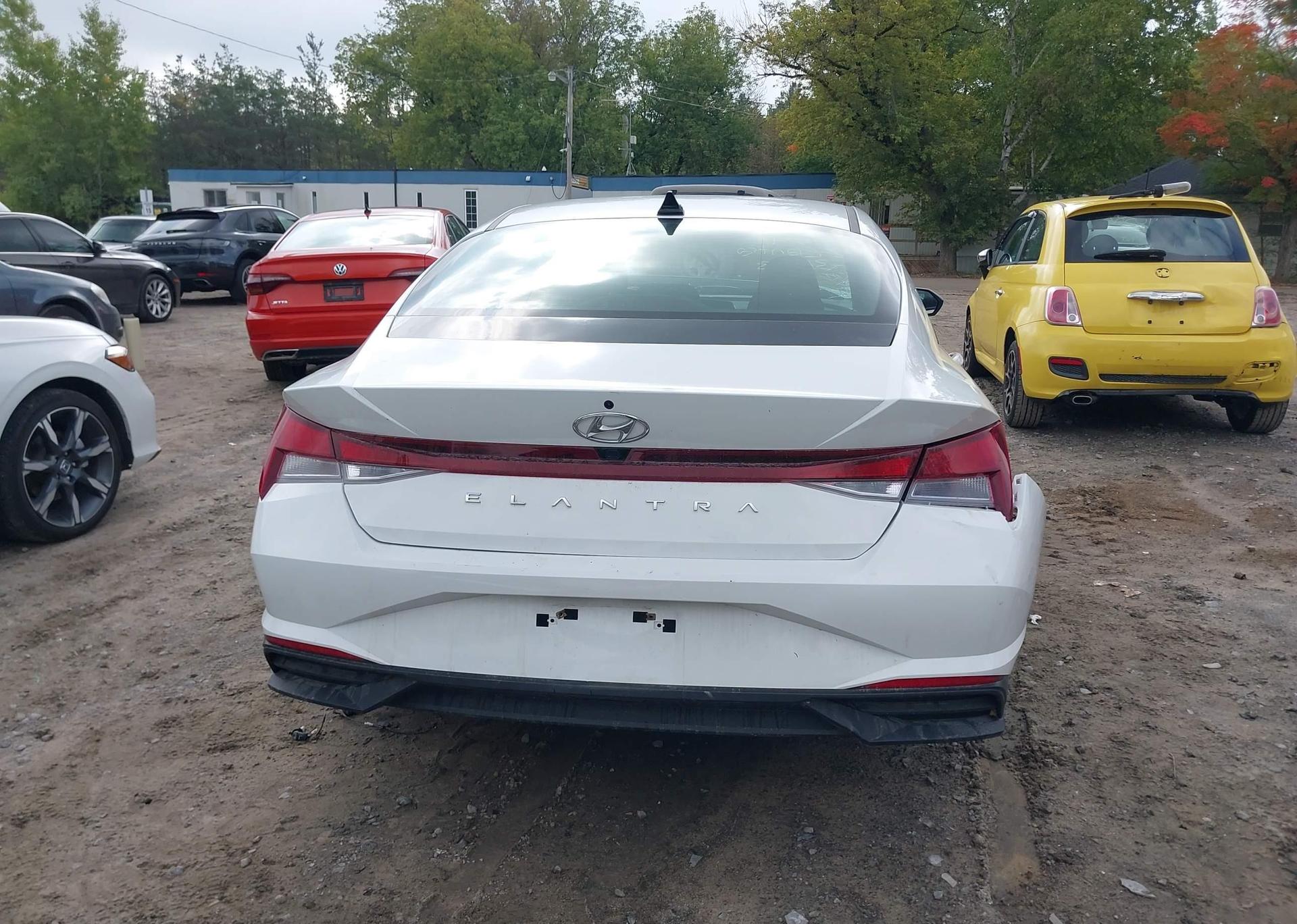 2022 HYUNDAI ELANTRA PREFERRED IVT
