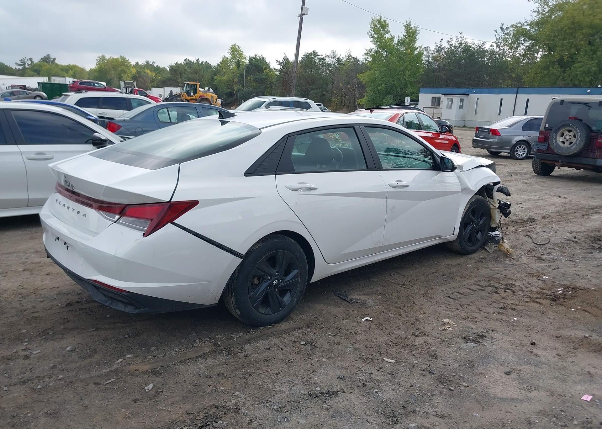 2022 HYUNDAI ELANTRA PREFERRED IVT