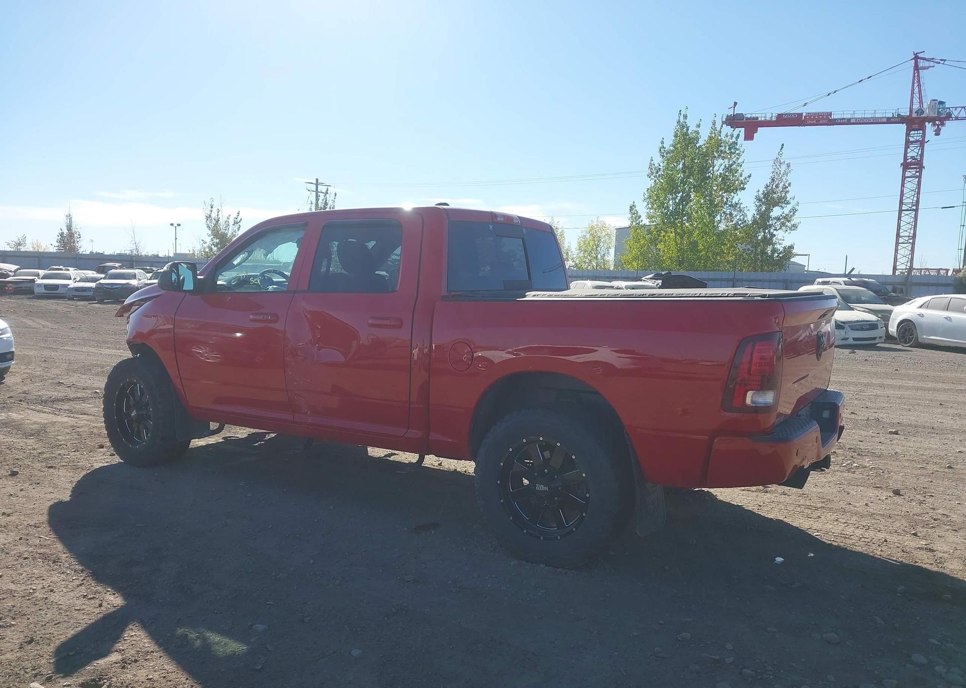2015 RAM 1500 SPORT