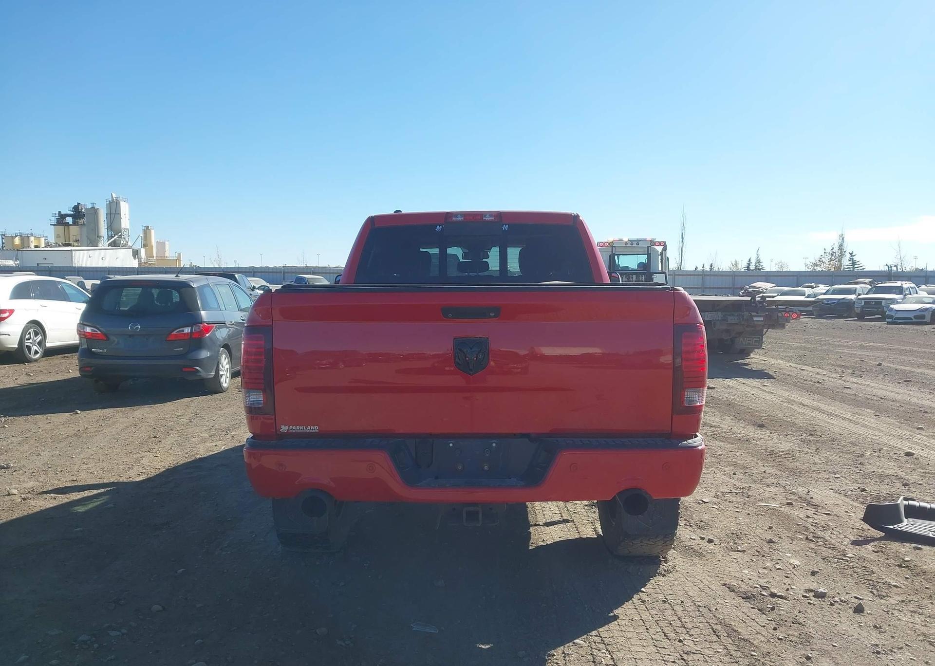 2015 RAM 1500 SPORT