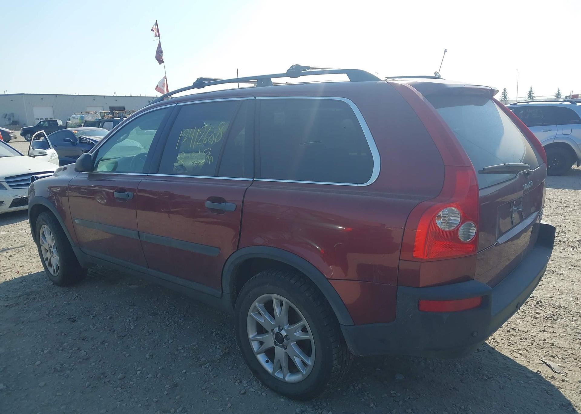 2004 VOLVO XC90 T6