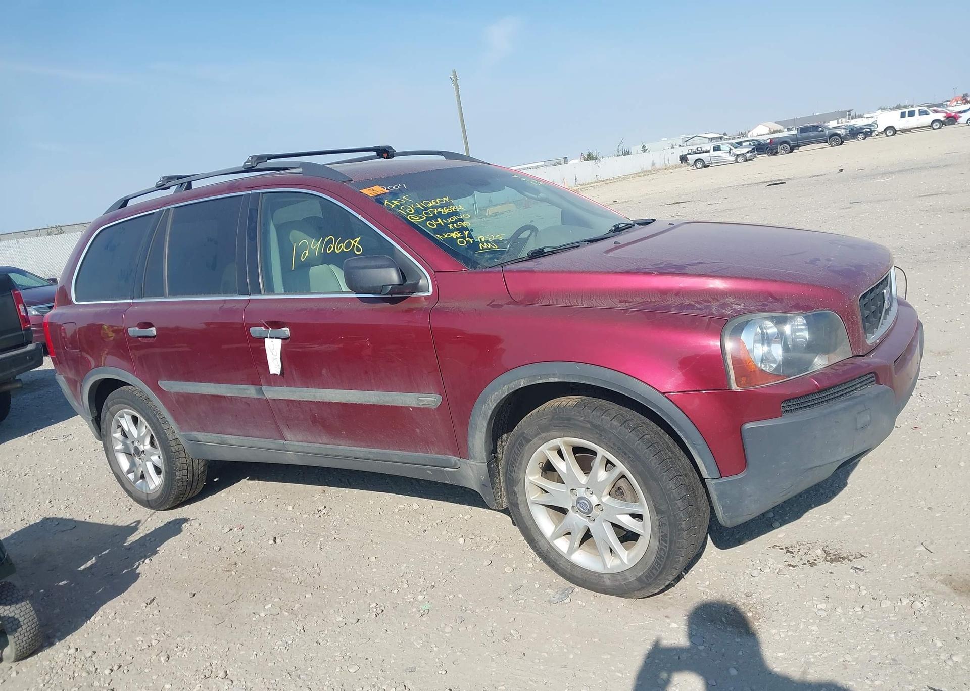 2004 VOLVO XC90 T6