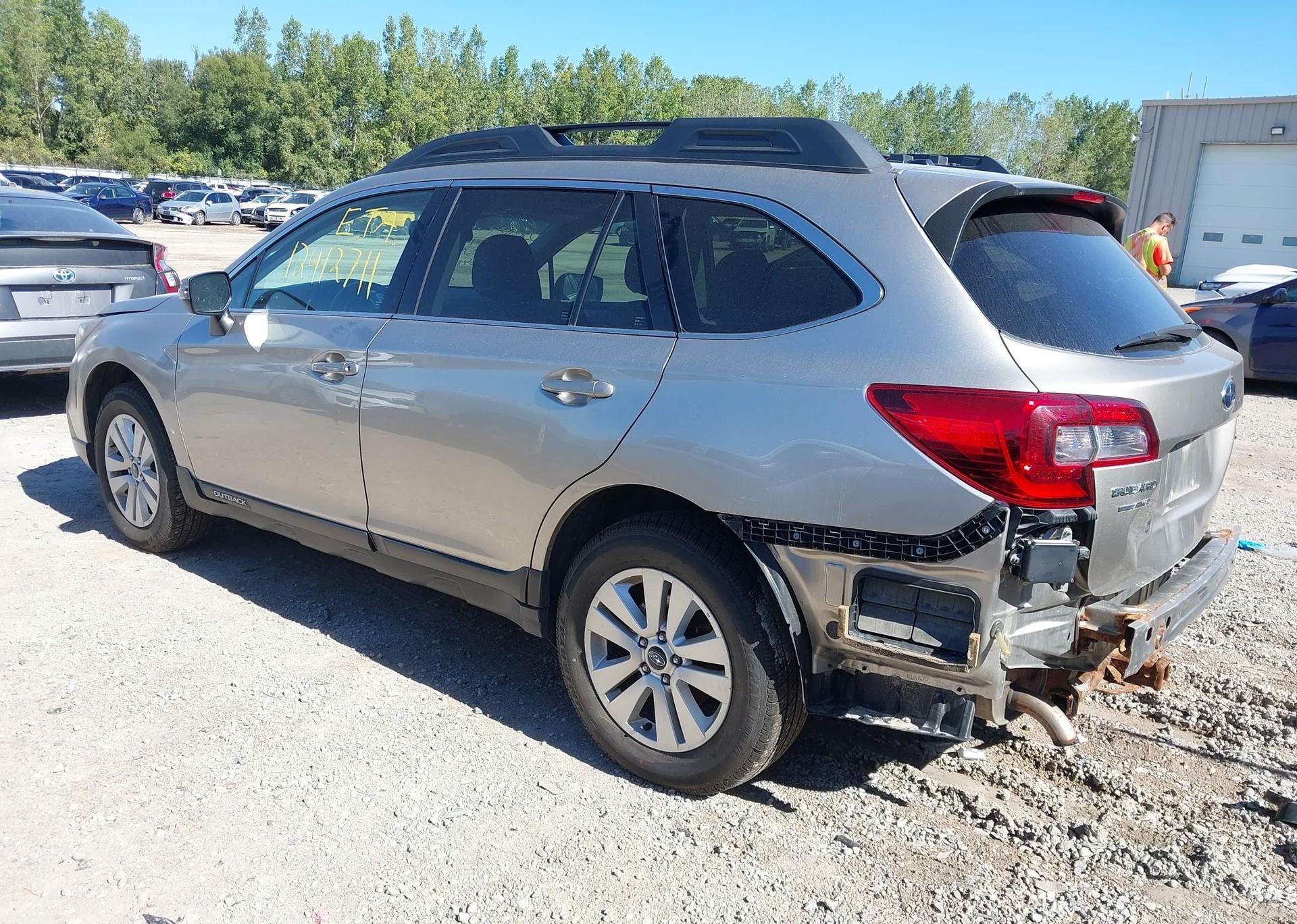 2015 SUBARU LEGACY OUTBACK