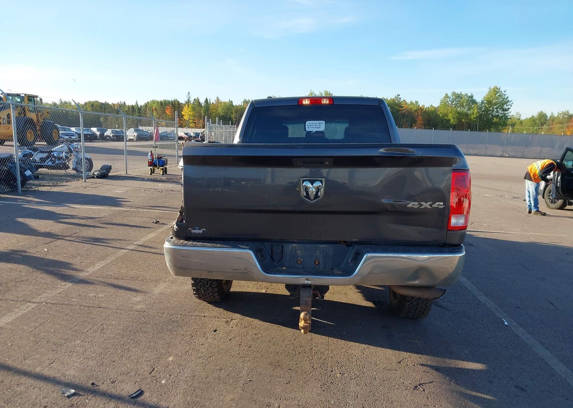 2018 RAM 1500 ST