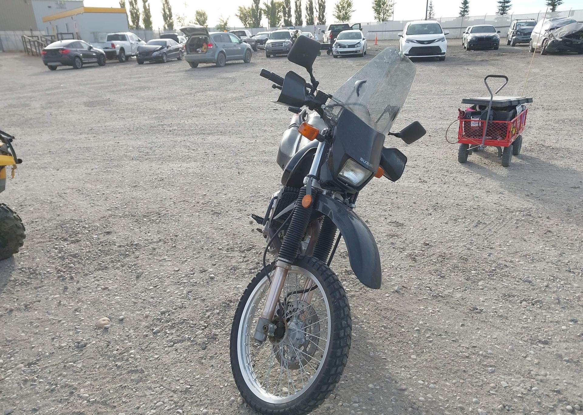 2017 SUZUKI DR650 SE