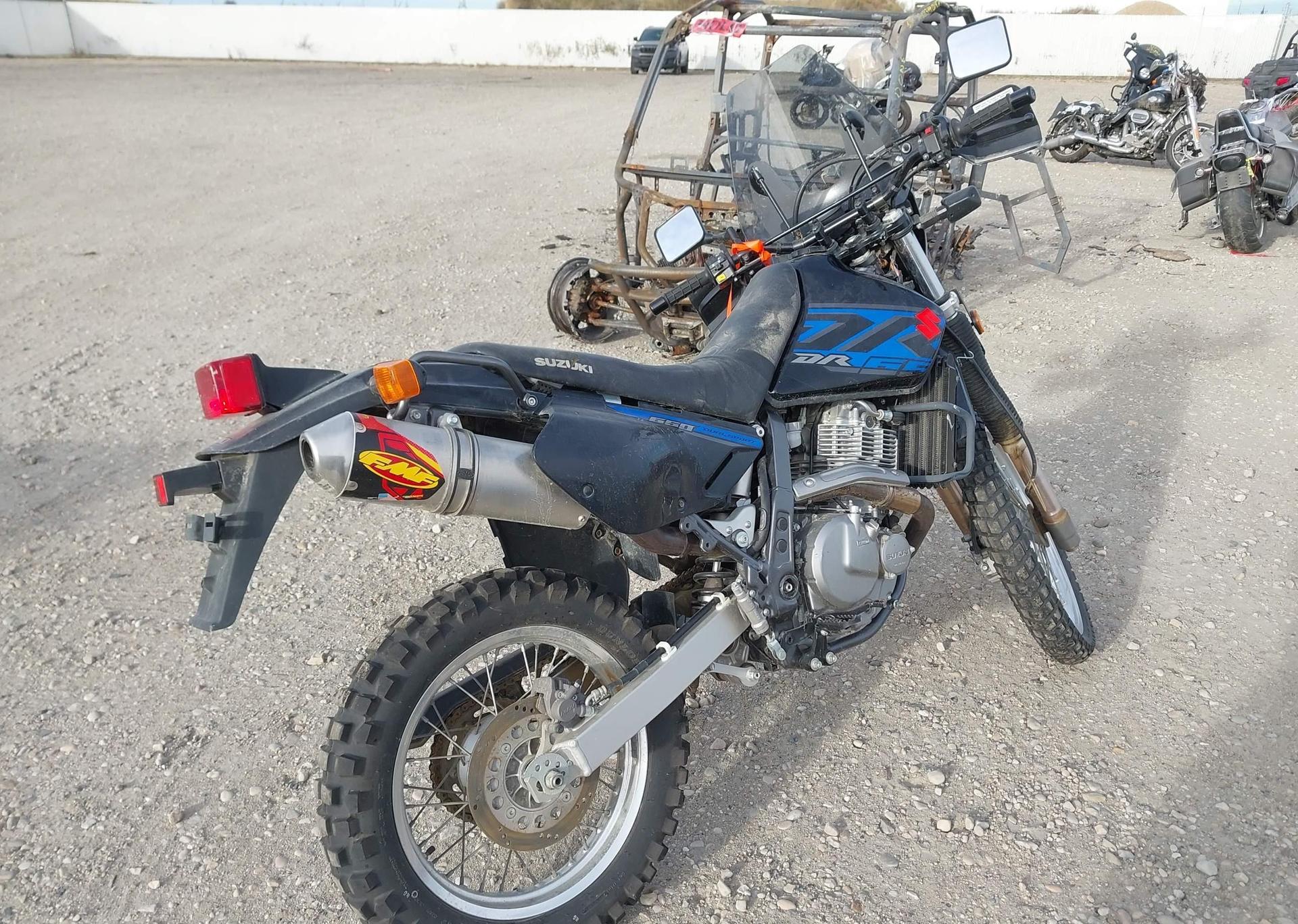 2017 SUZUKI DR650 SE