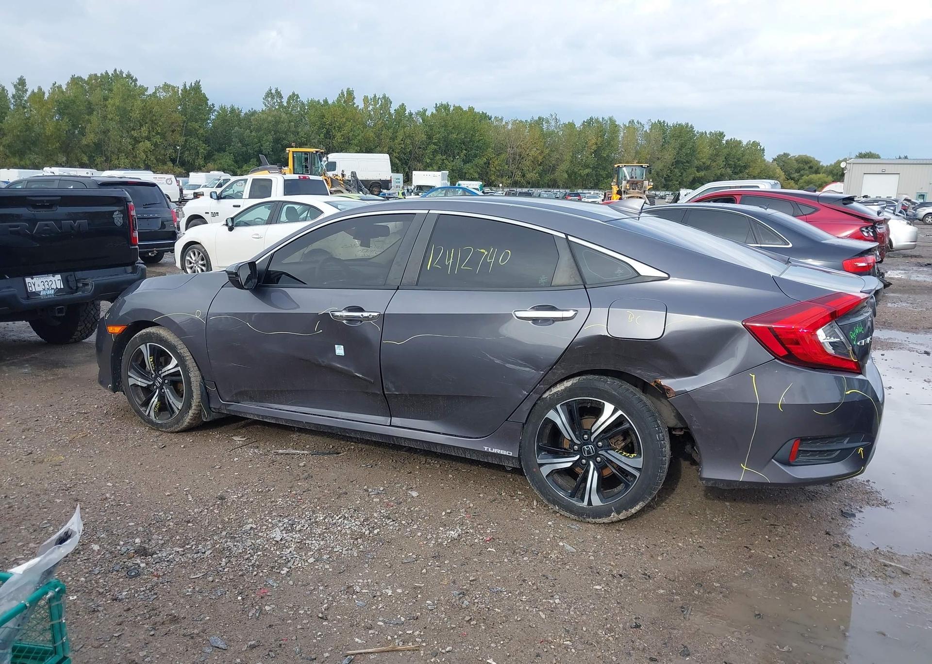 2016 HONDA Civic touring