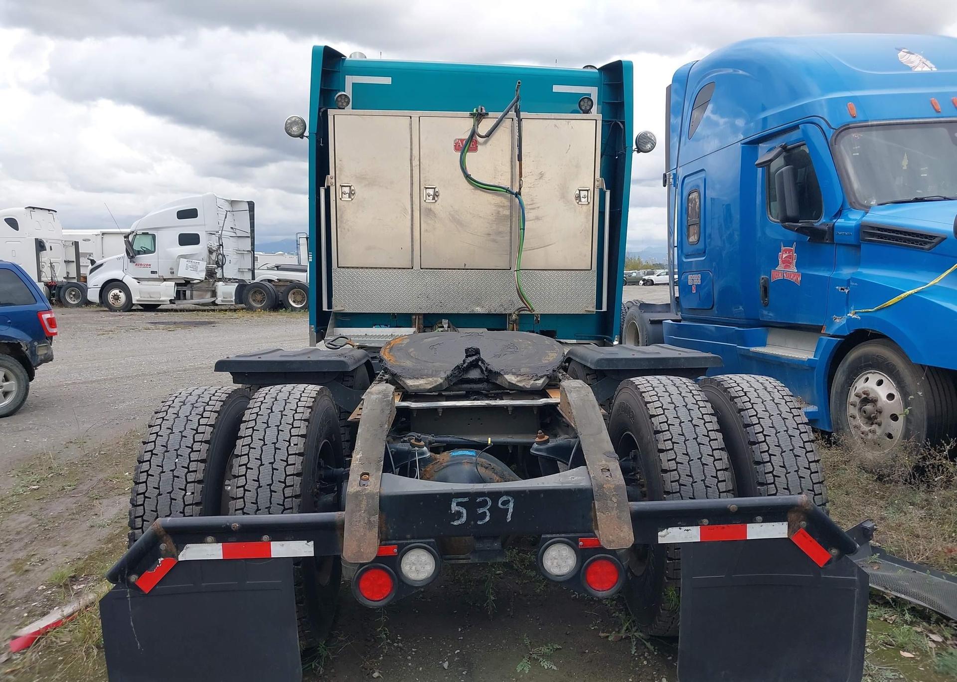 2021 PETERBILT 579