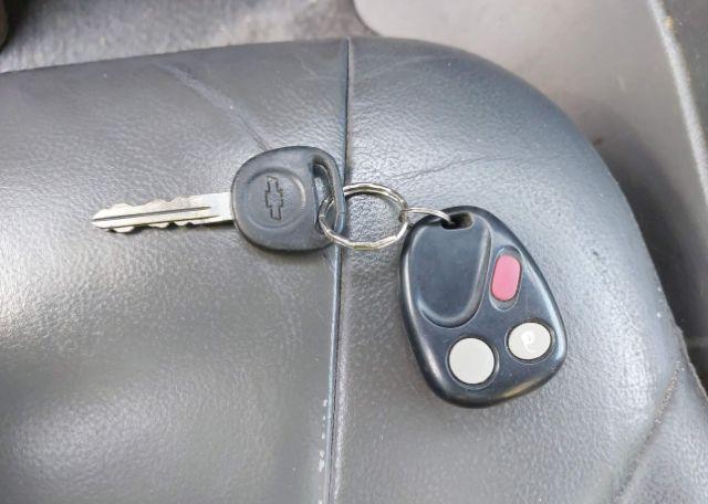 2004 CHEVROLET TRAILBLAZER LS