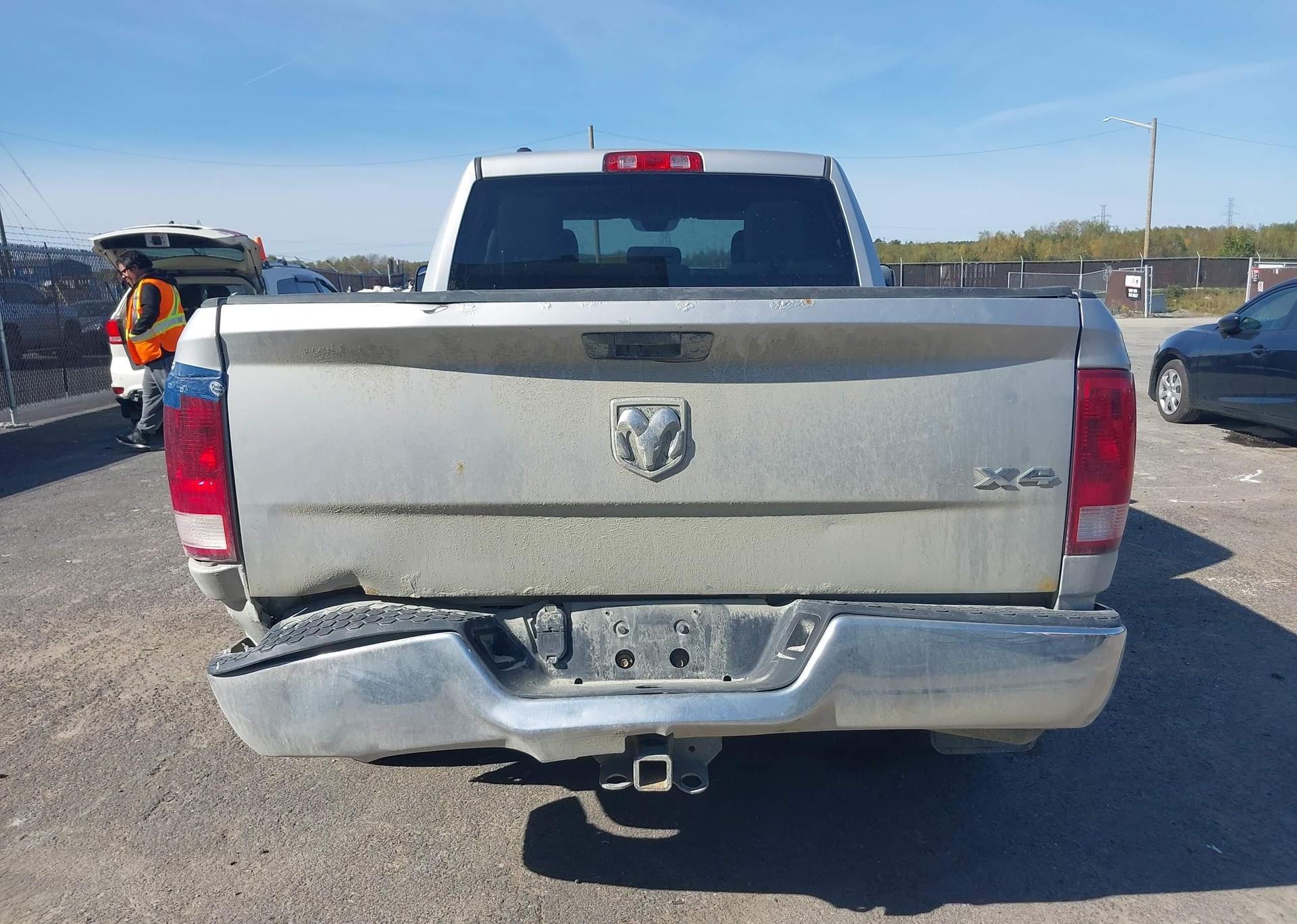 2016 RAM 1500 ST