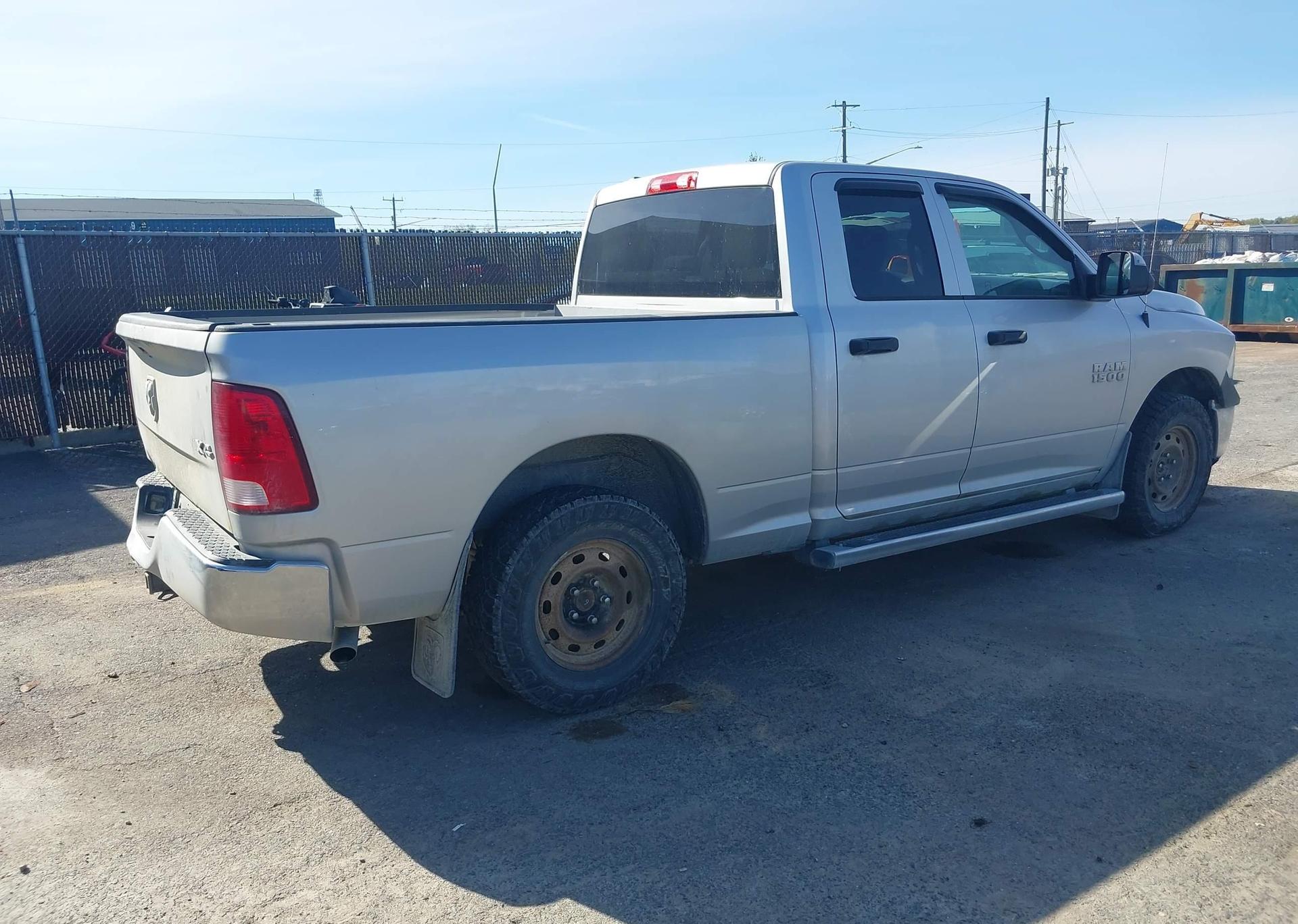 2016 RAM 1500 ST