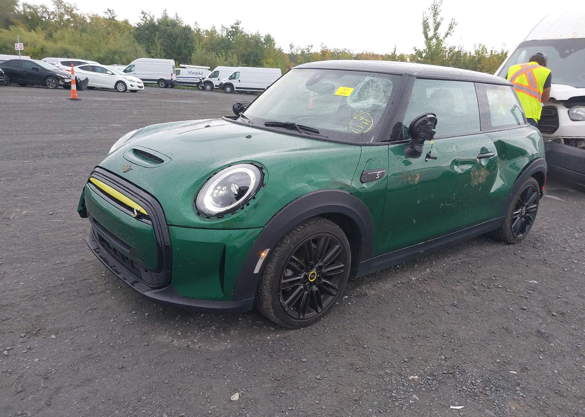 2022 MINI COOPER SE