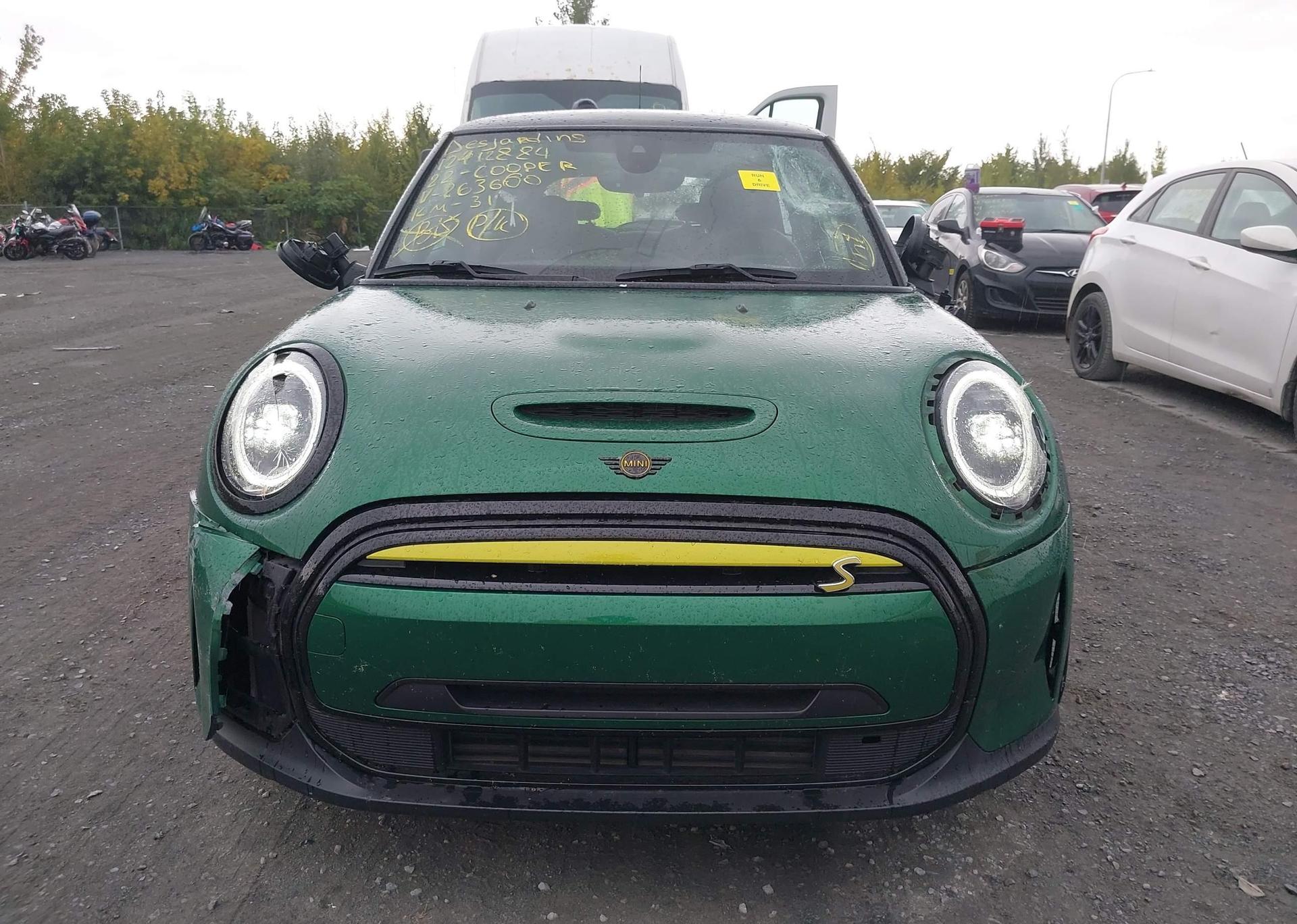 2022 MINI COOPER SE