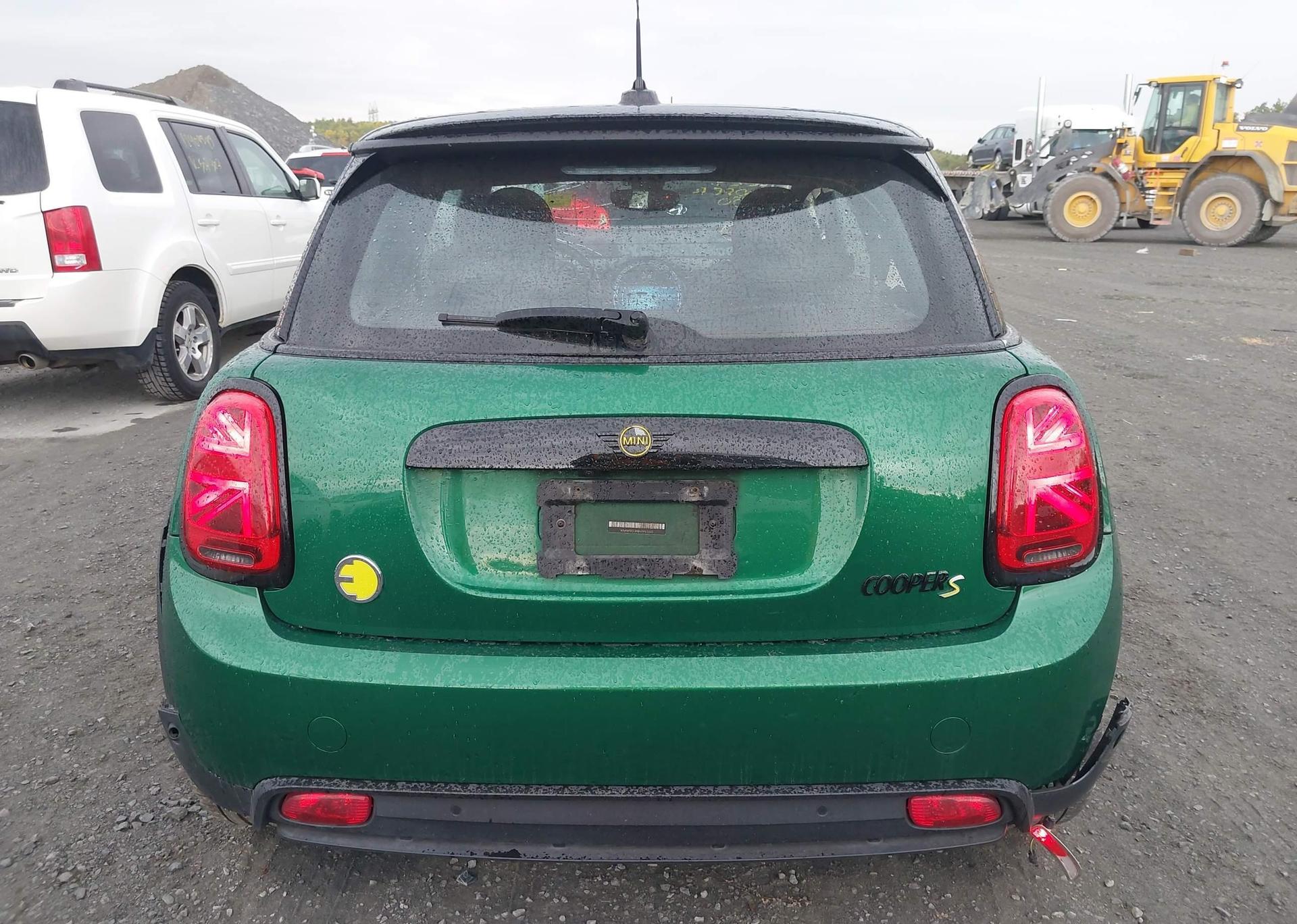 2022 MINI COOPER SE