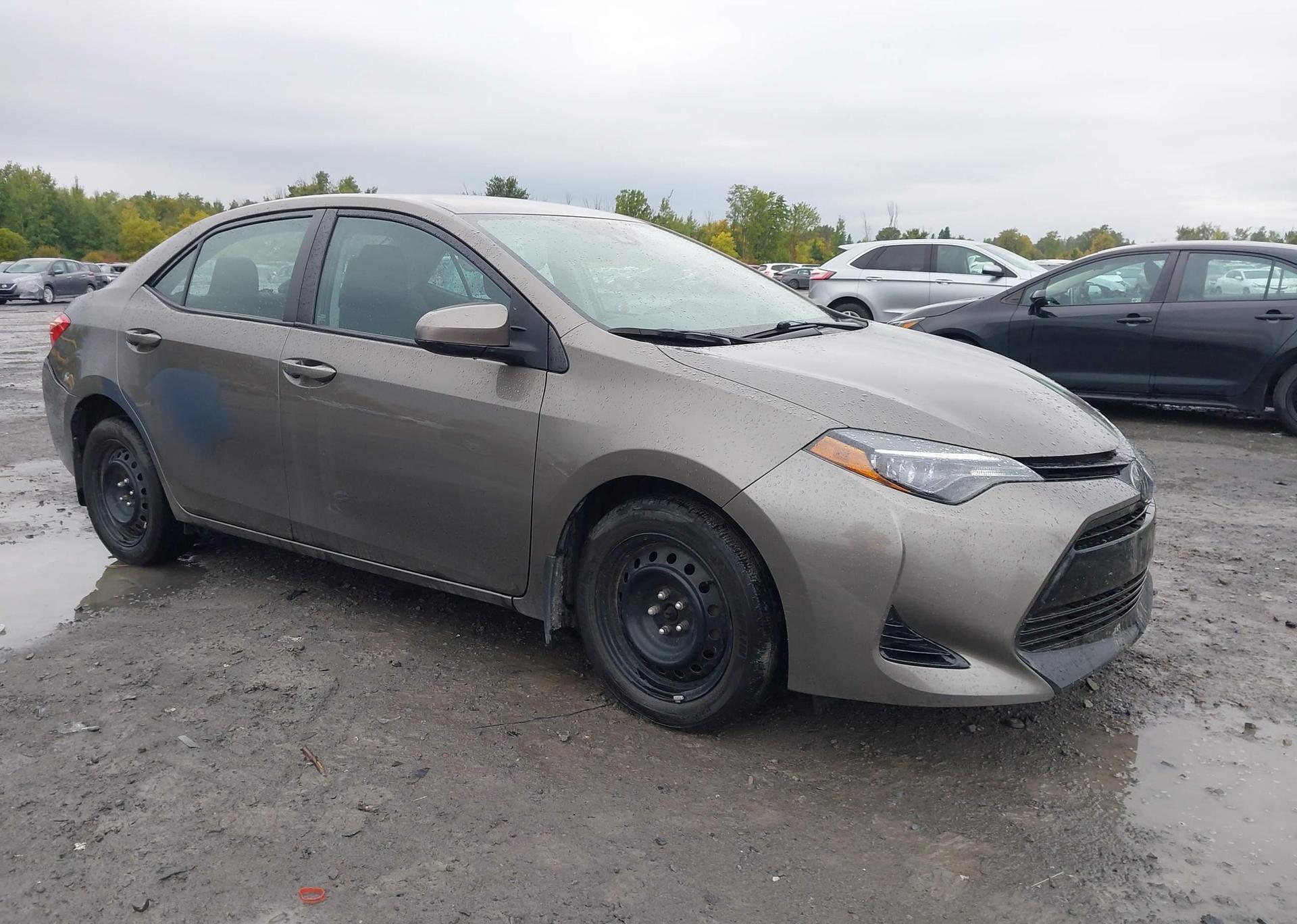 2018 TOYOTA COROLLA LE