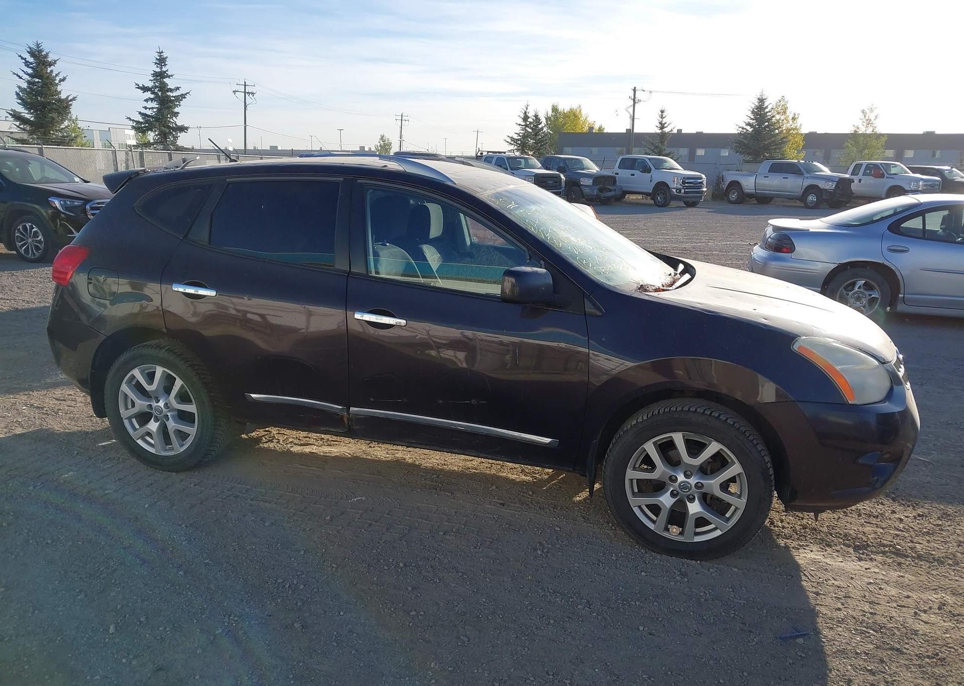 2012 NISSAN ROGUE S