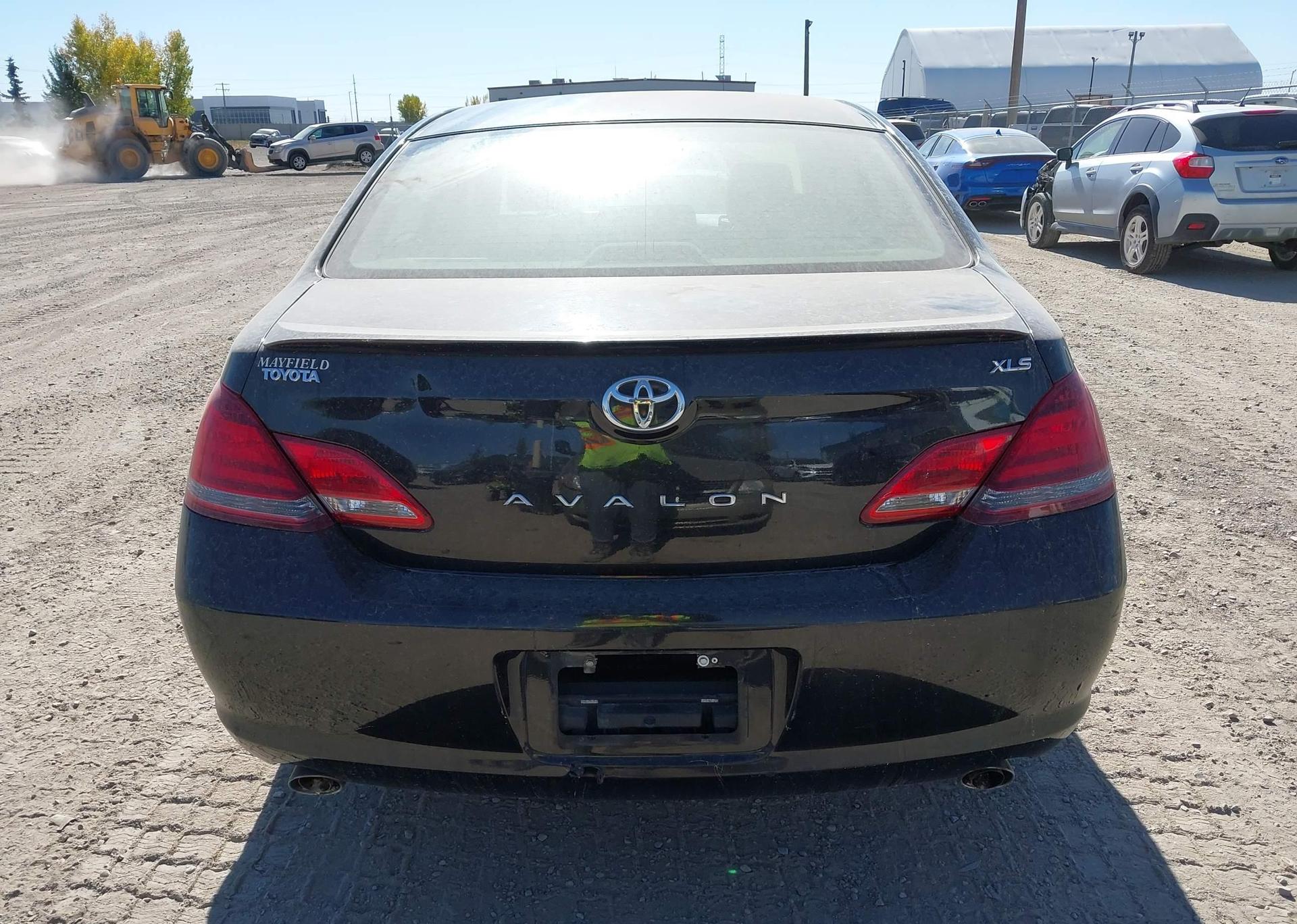 2008 TOYOTA AVALON XLS