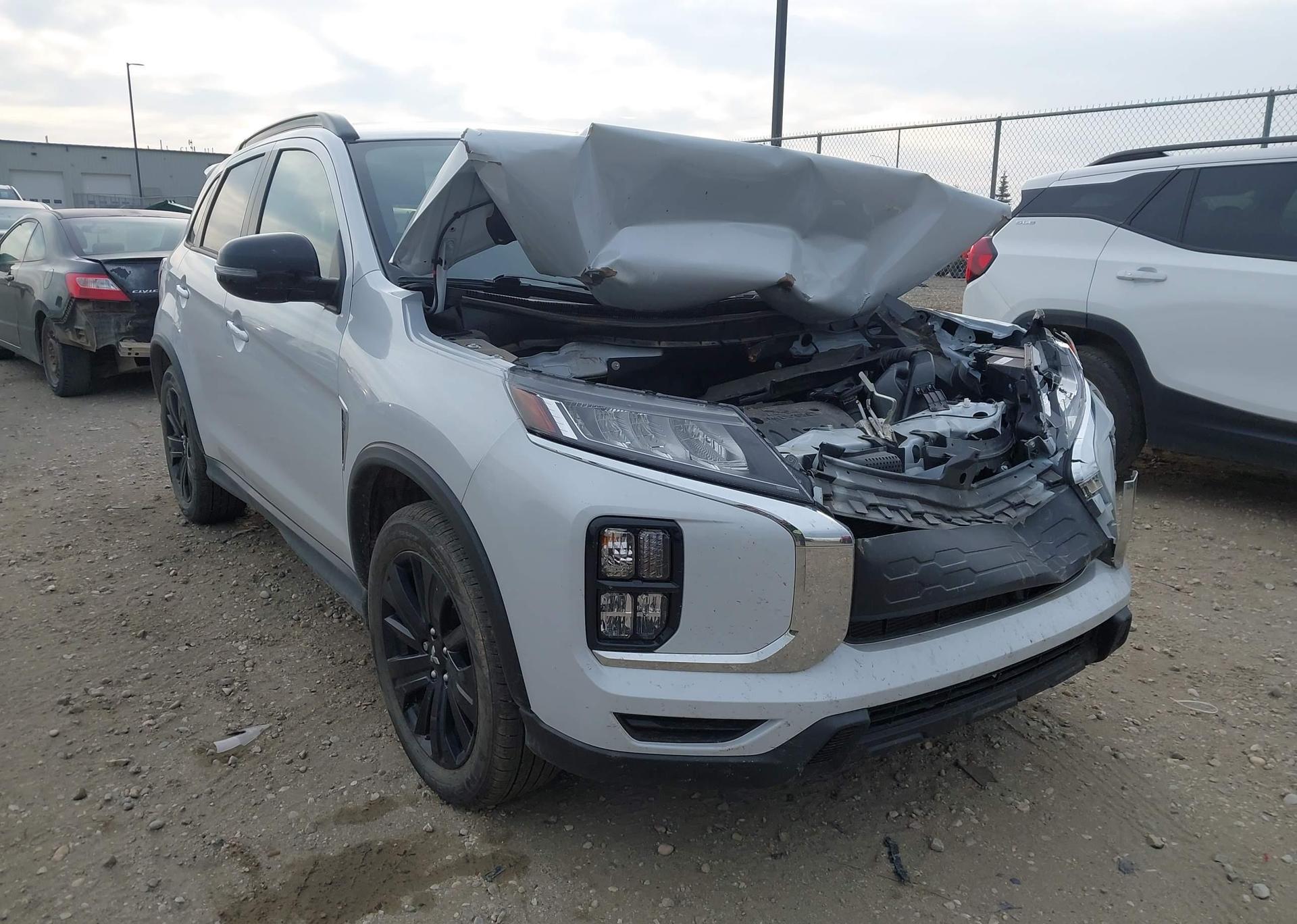 2023 MITSUBISHI RVR SE