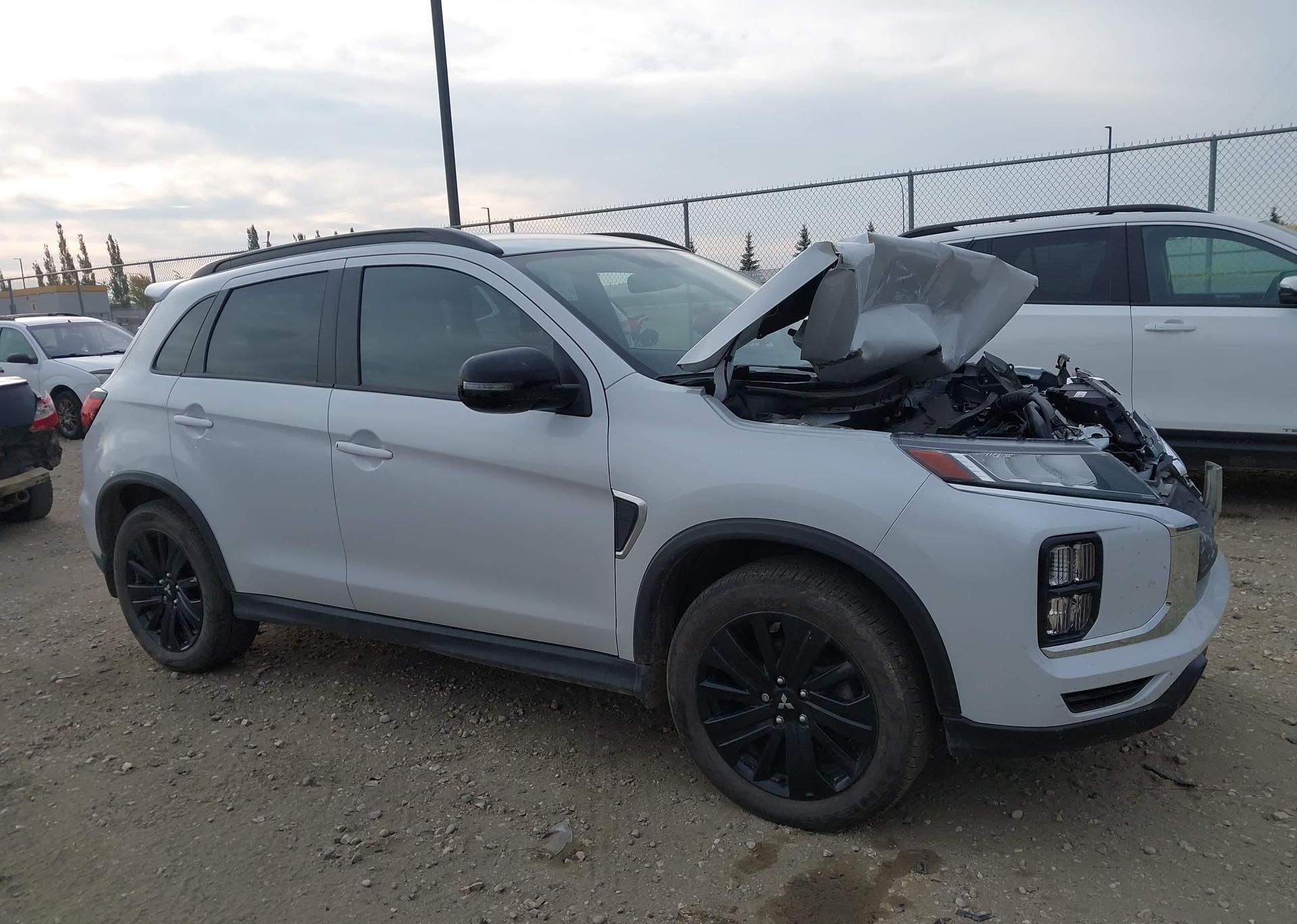 2023 MITSUBISHI RVR SE