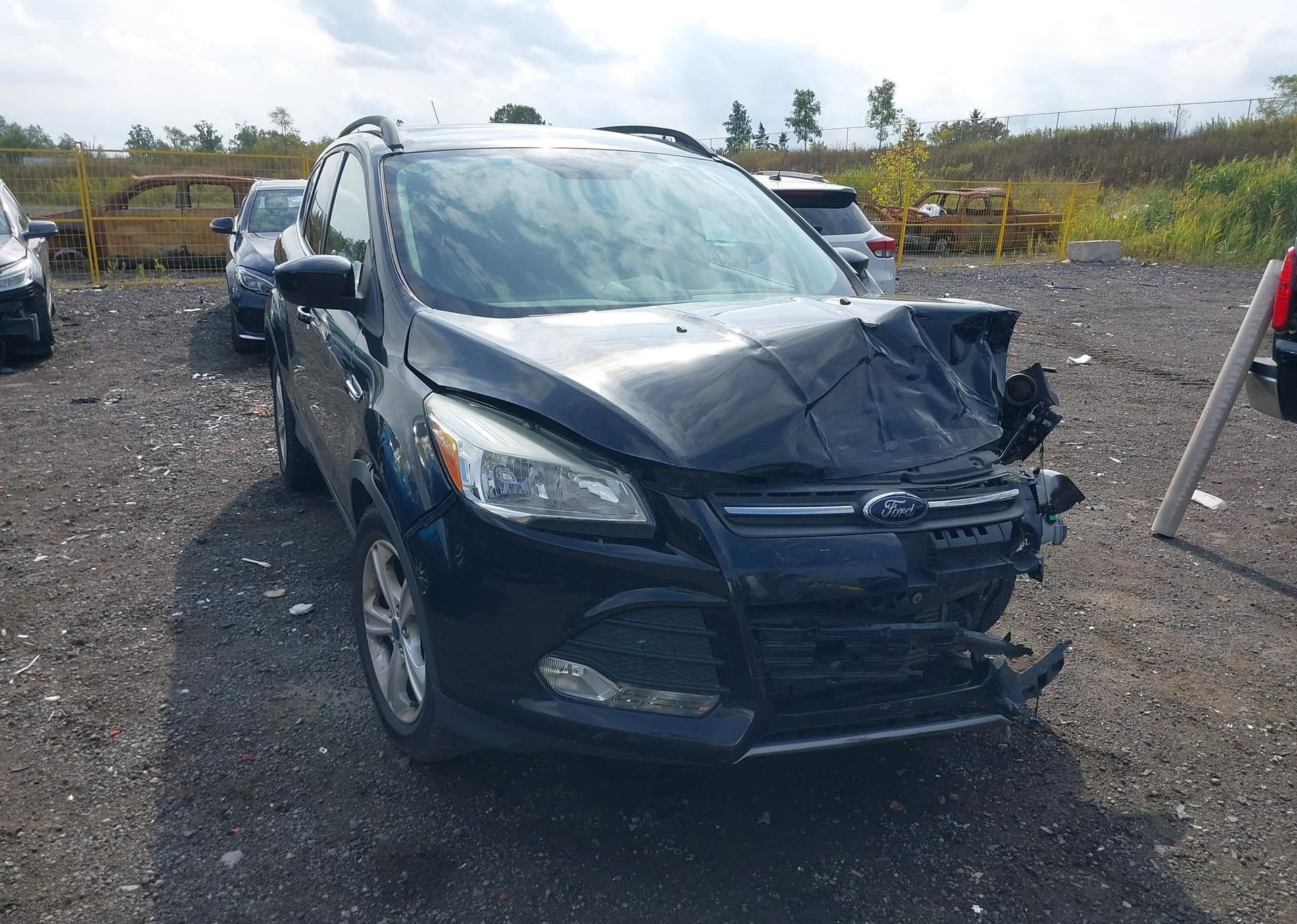 2016 FORD ESCAPE SE