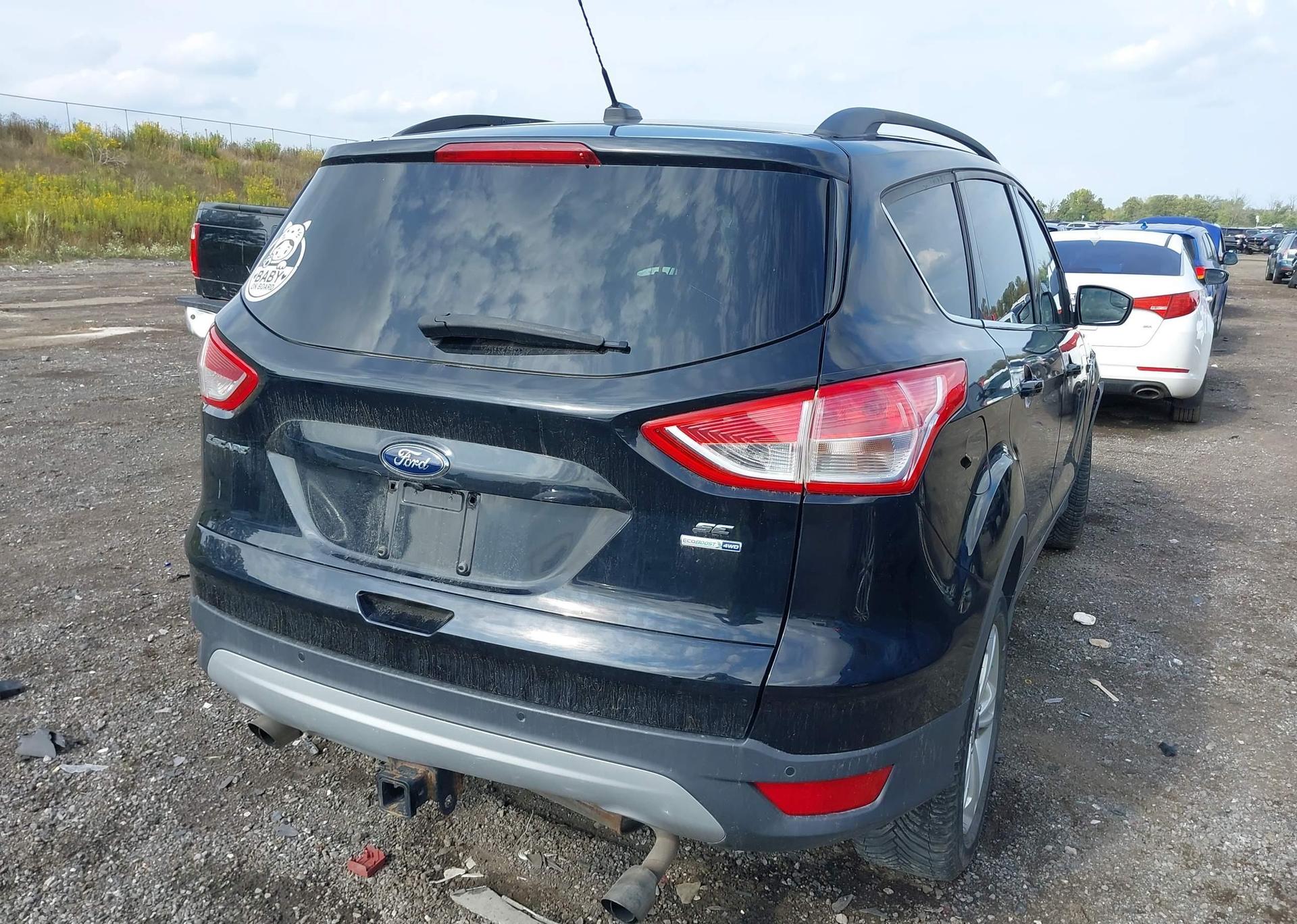 2016 FORD ESCAPE SE