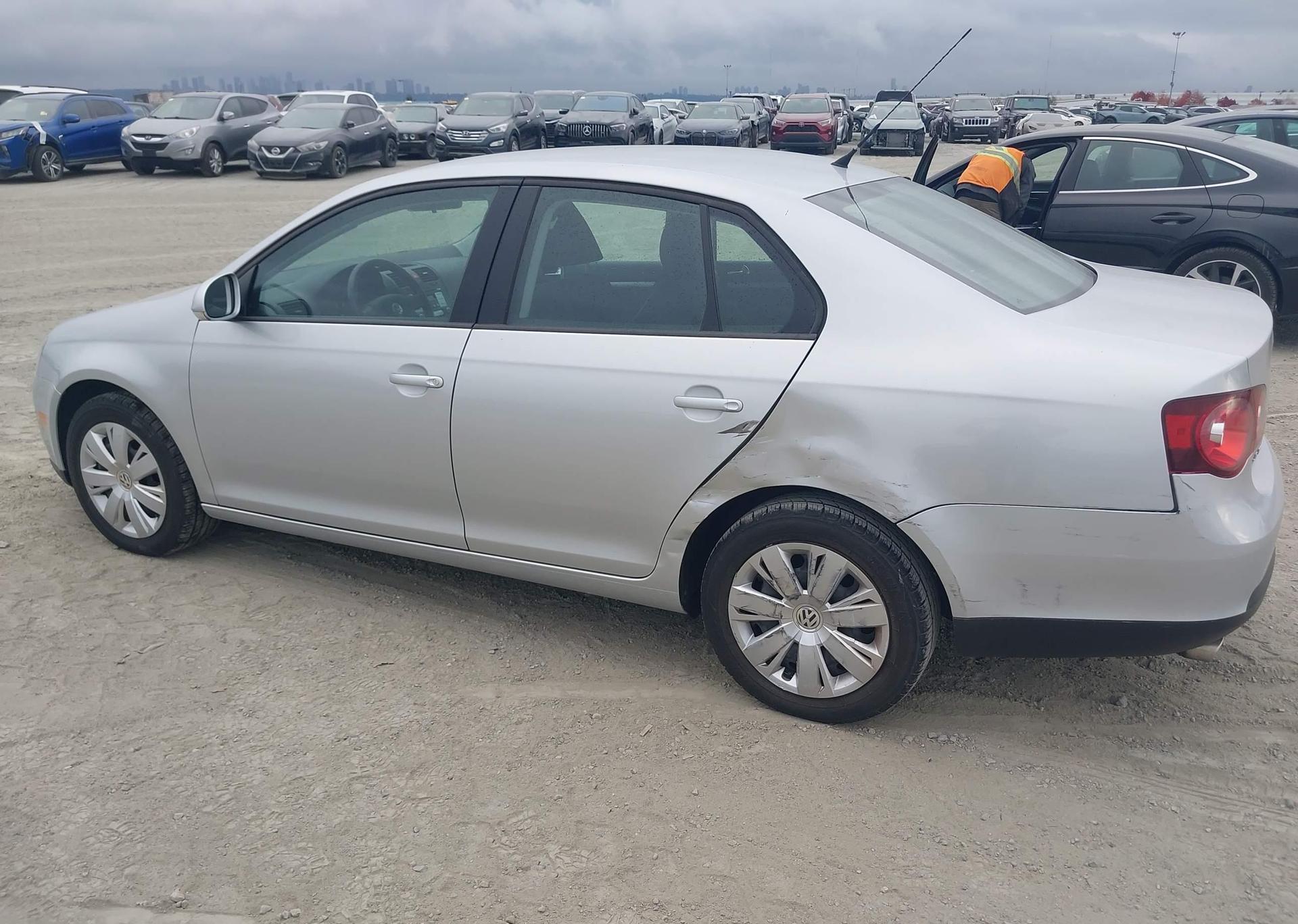 2009 VOLKSWAGEN JETTA S