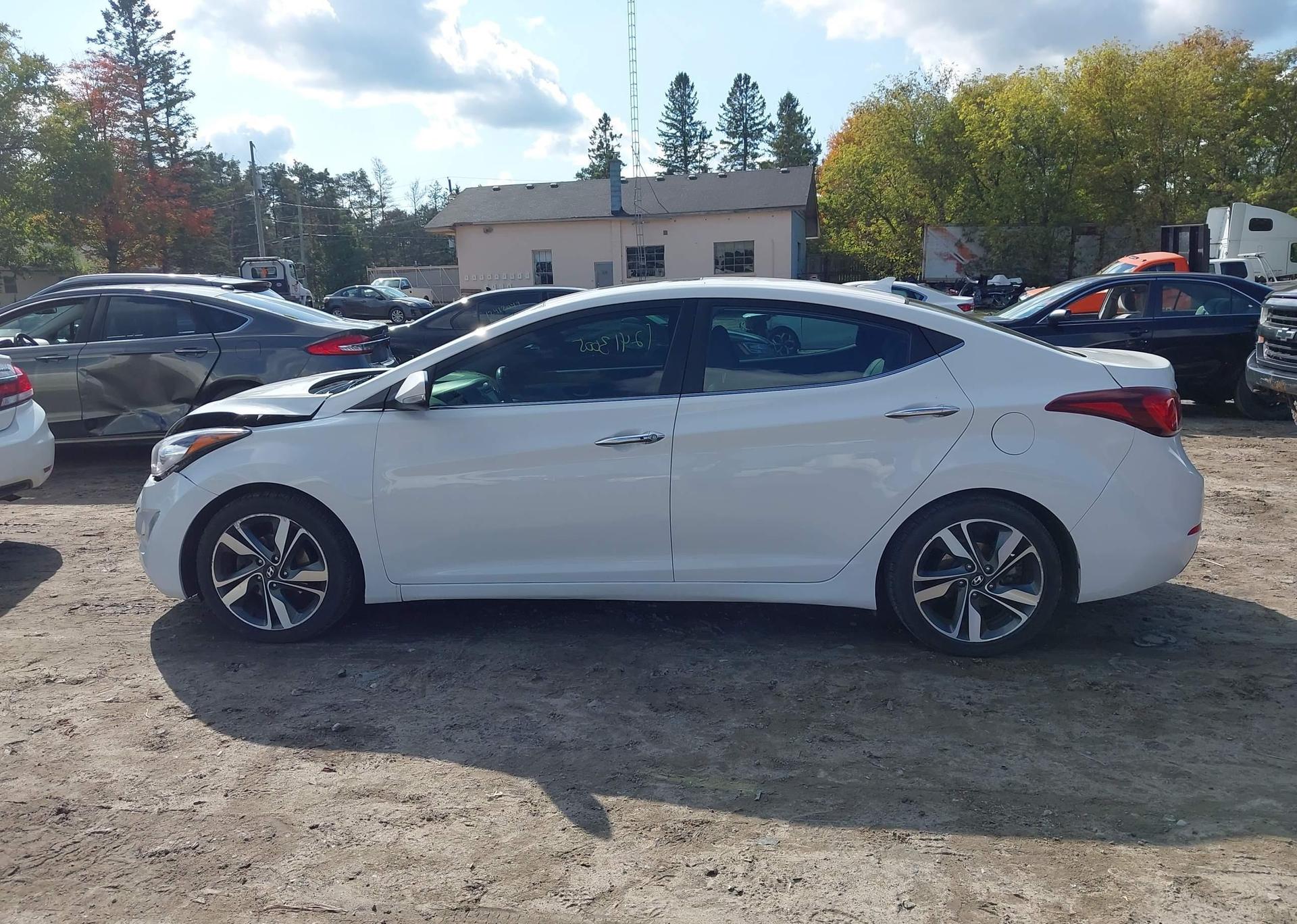 2015 HYUNDAI ELANTRA