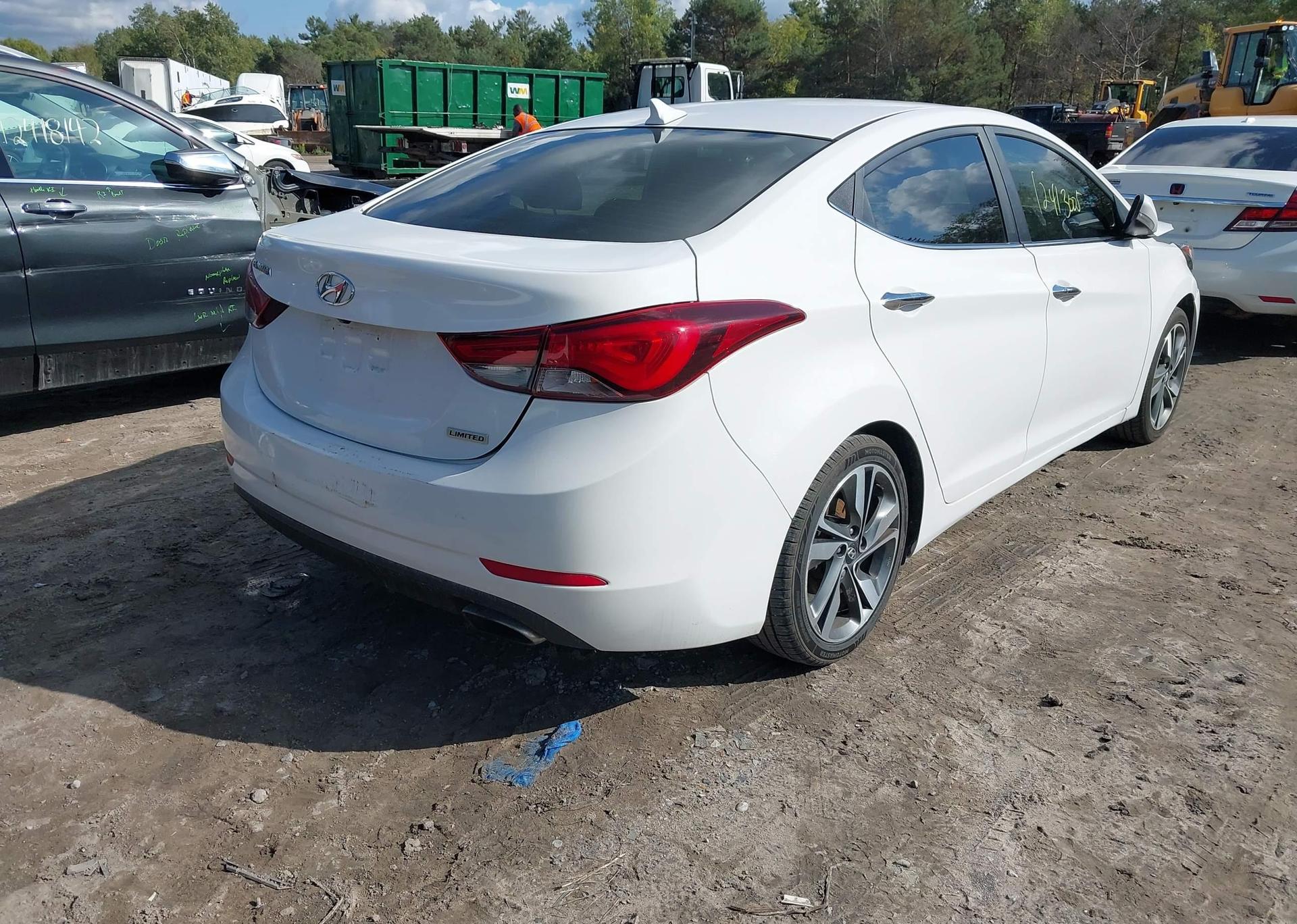 2015 HYUNDAI ELANTRA