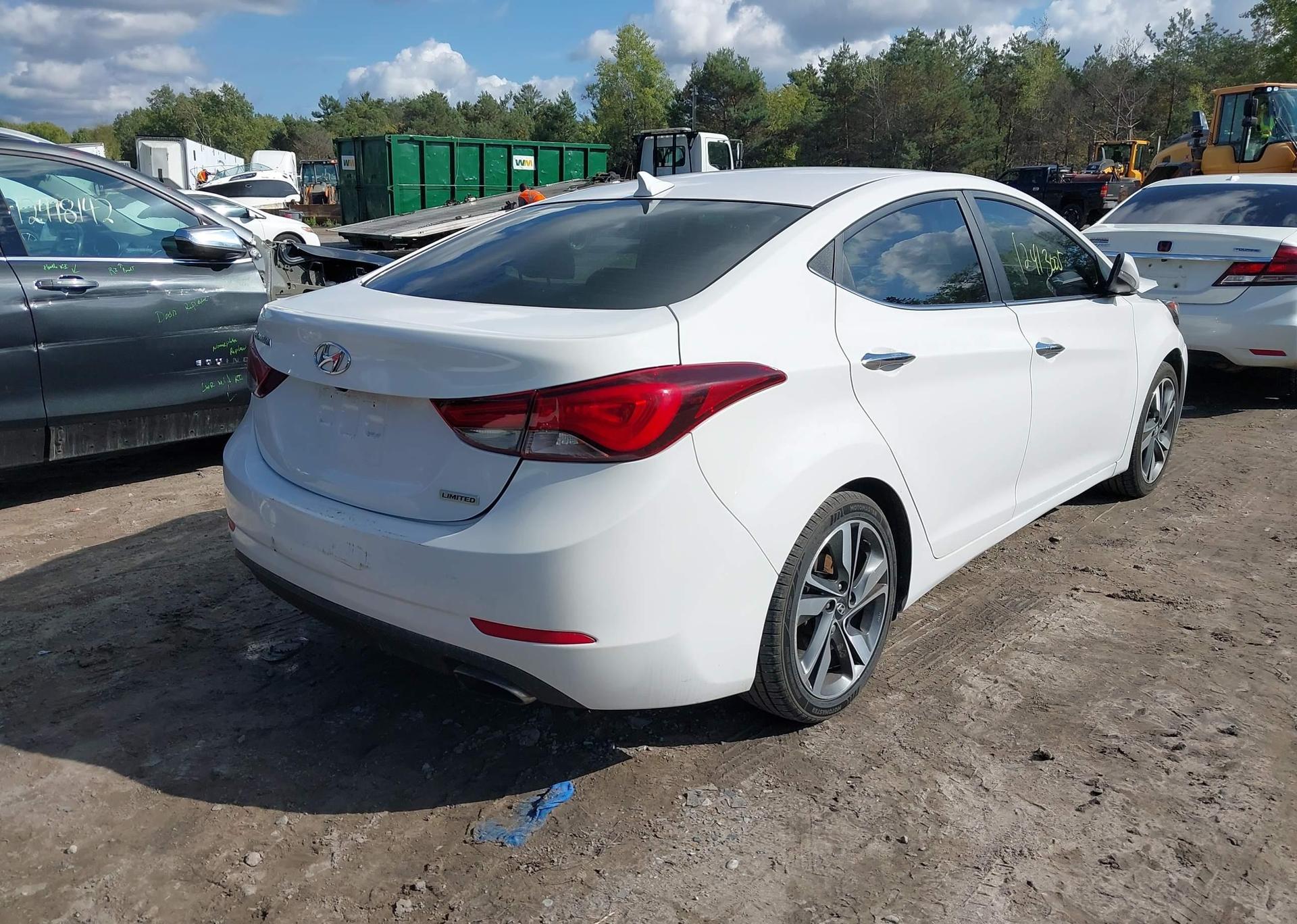 2015 HYUNDAI ELANTRA