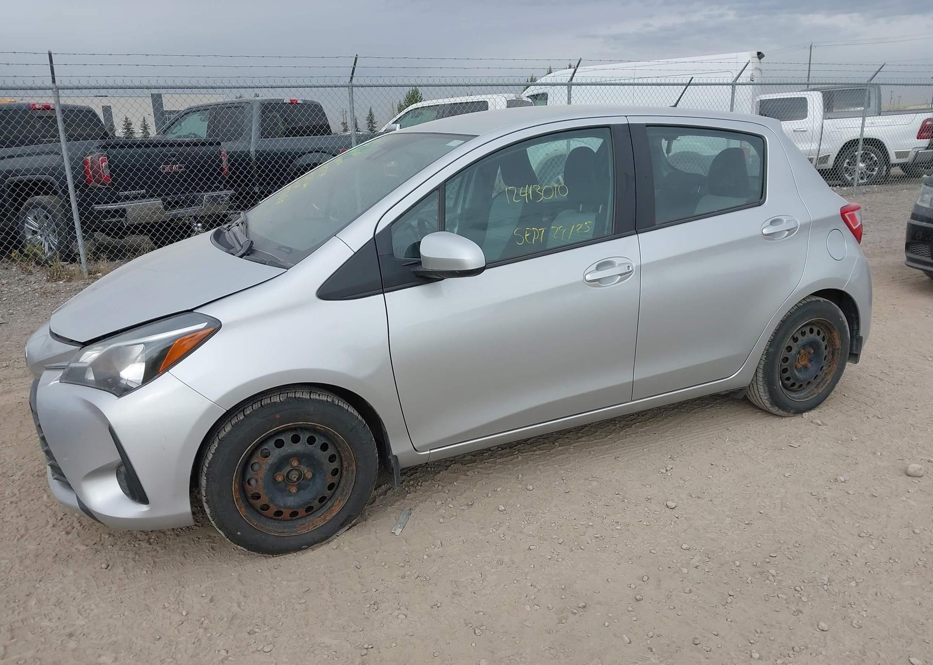 2018 TOYOTA YARIS LE