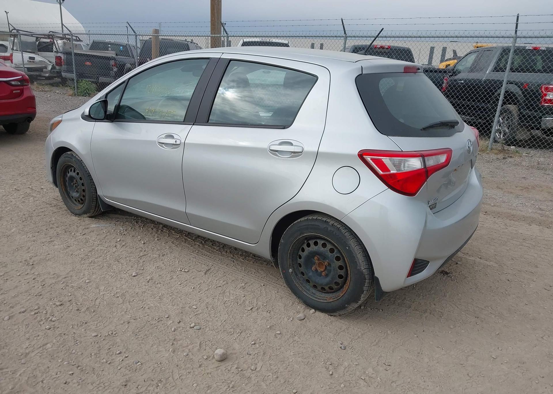 2018 TOYOTA YARIS LE