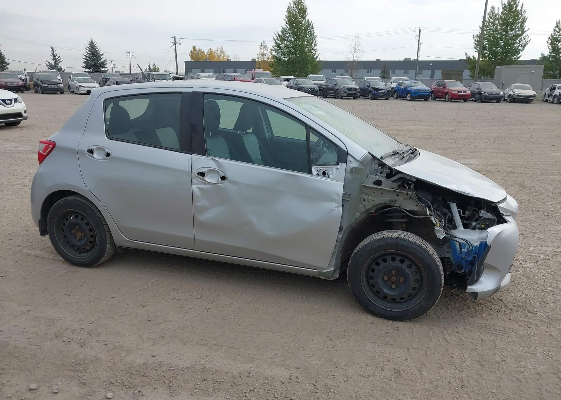 2018 TOYOTA YARIS LE