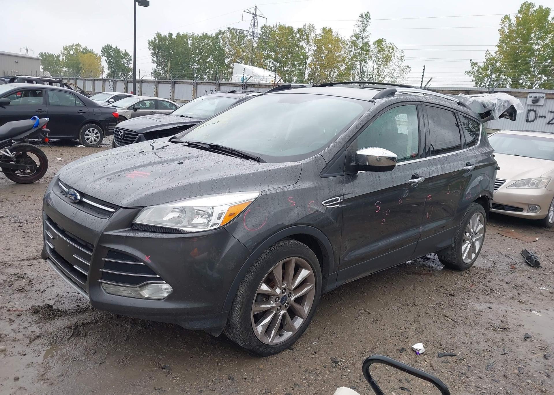 2016 FORD ESCAPE SE