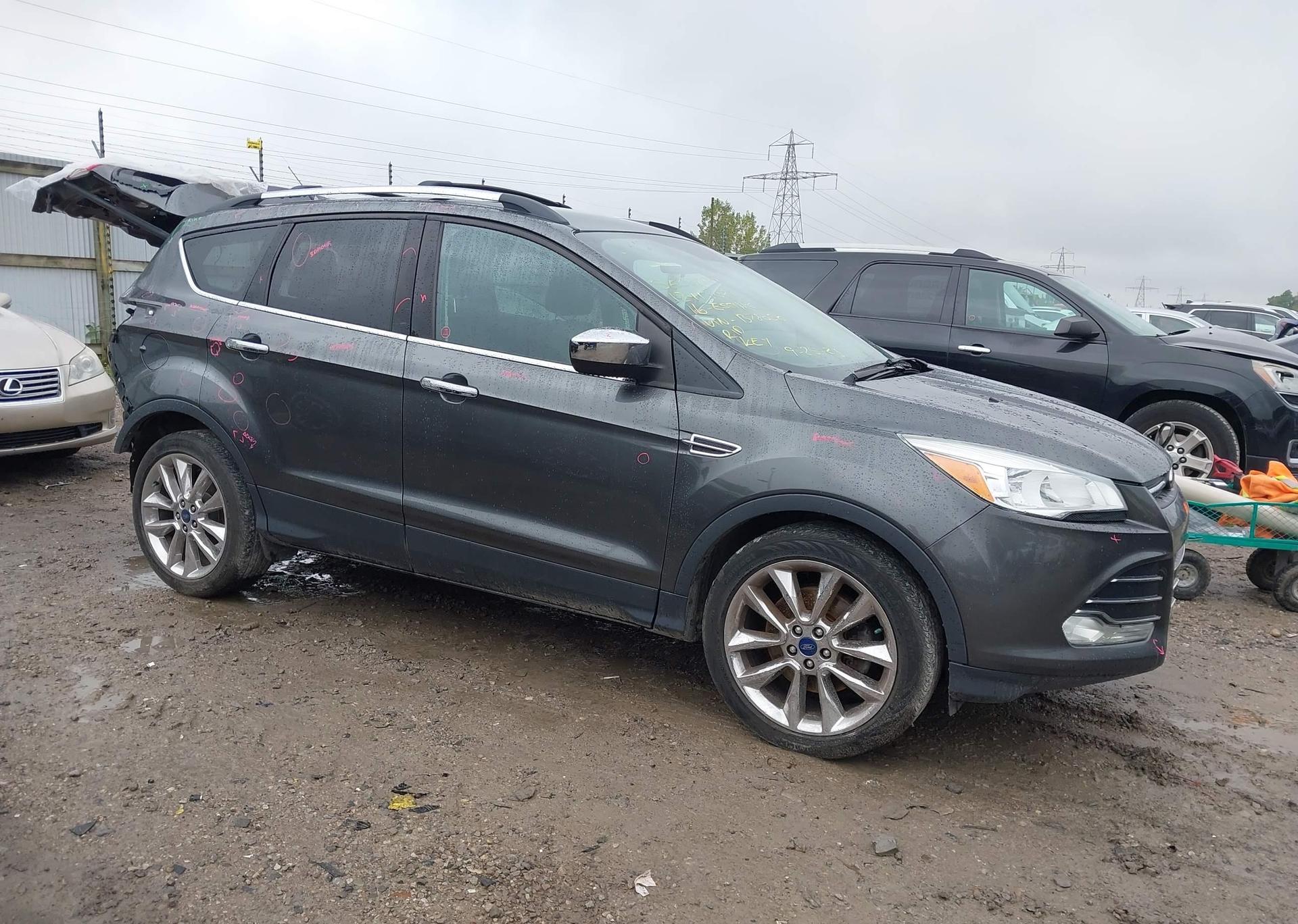 2016 FORD ESCAPE SE